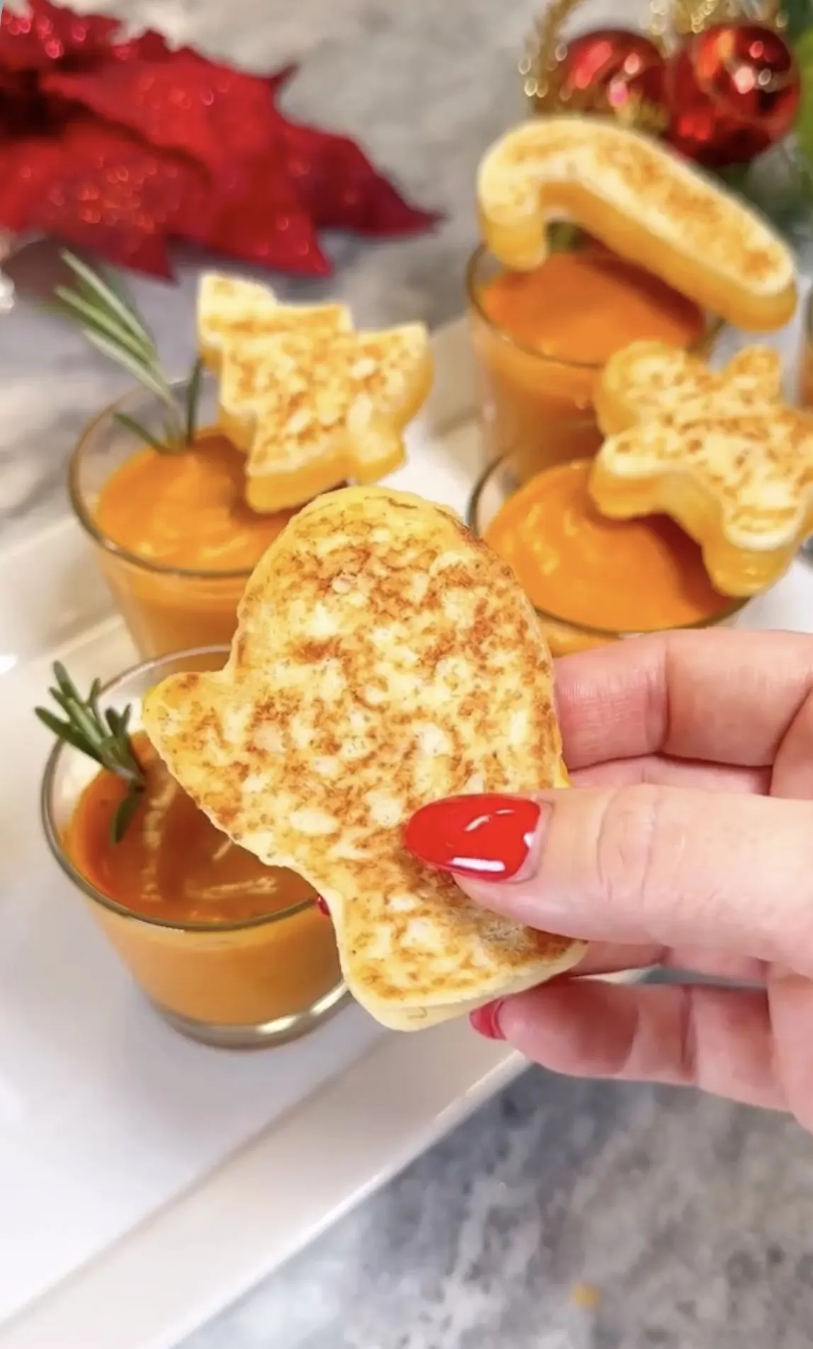holiday-grilled-cheese-and-tomato-soups