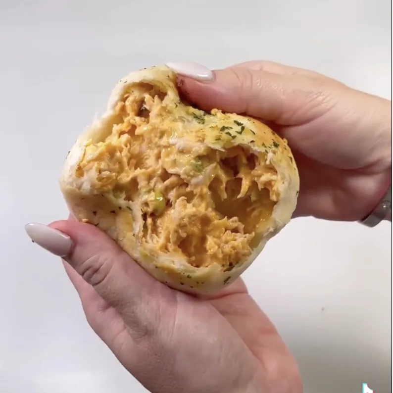 buffalo-chicken-bombs