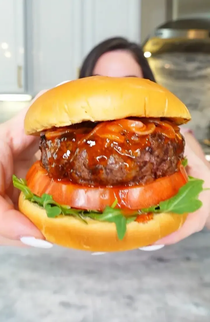 juicy-lucy-burgers