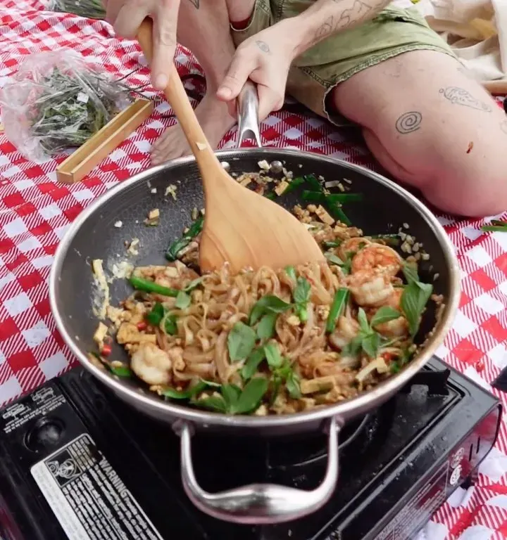shrimp-pad-thai-2