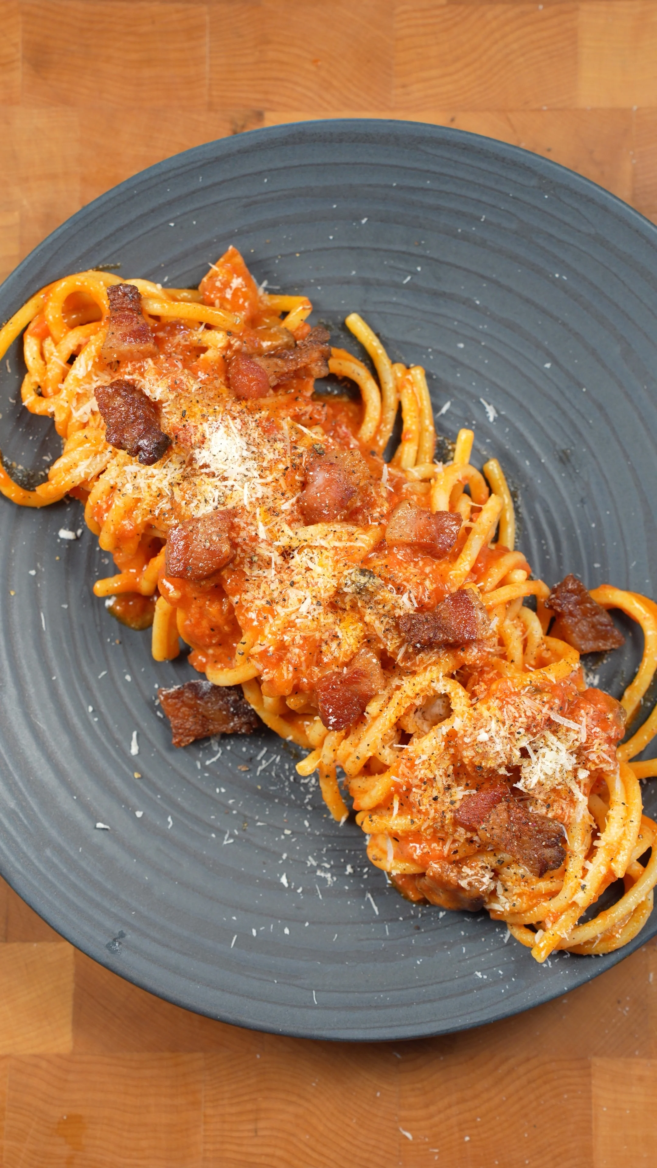 bucatini-all'amatriciana