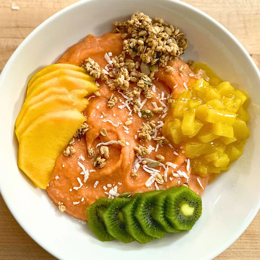 tropical-smoothie-bowl