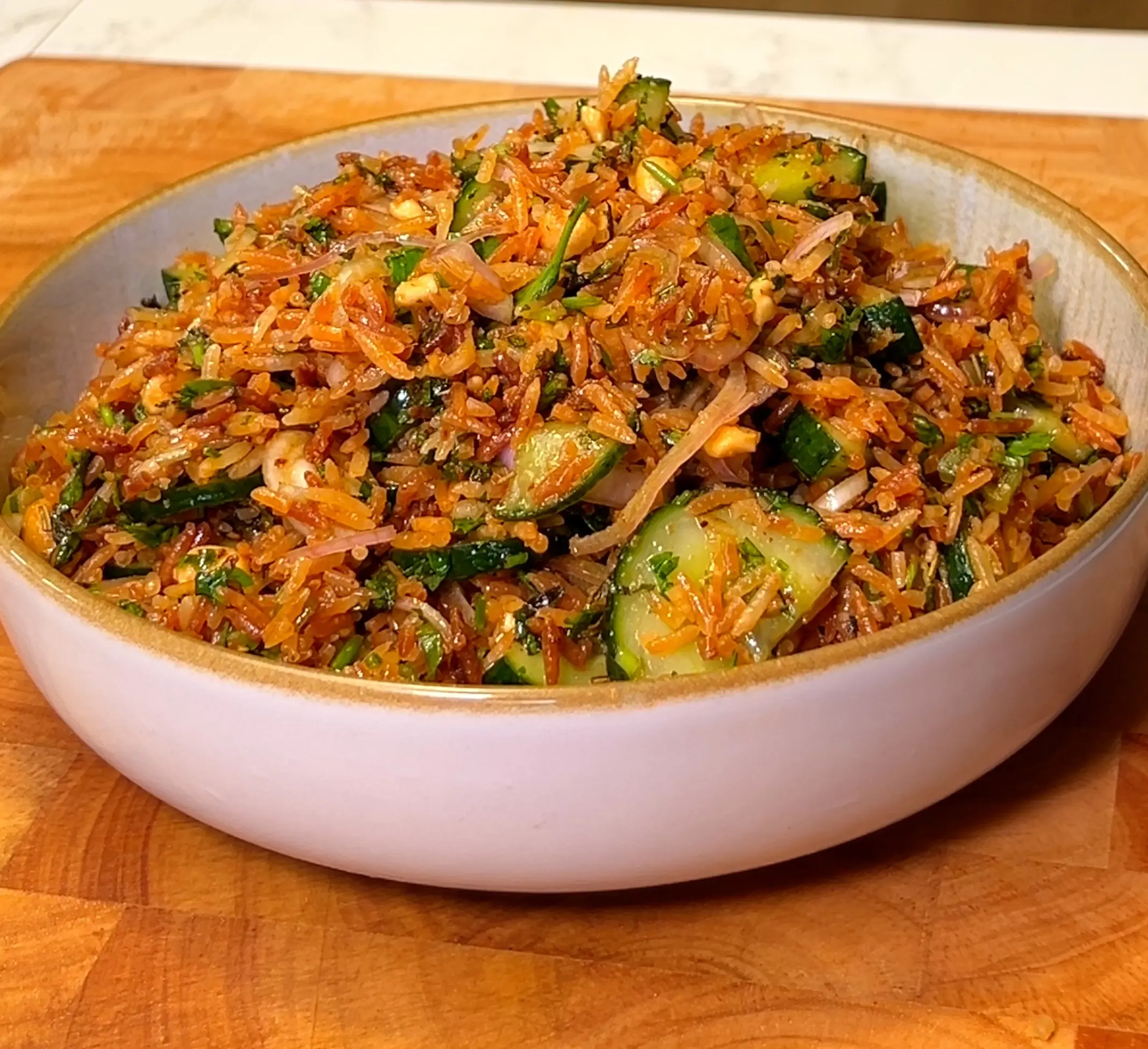 ensalada-de-arroz-crujiente-crispy-rice-salad