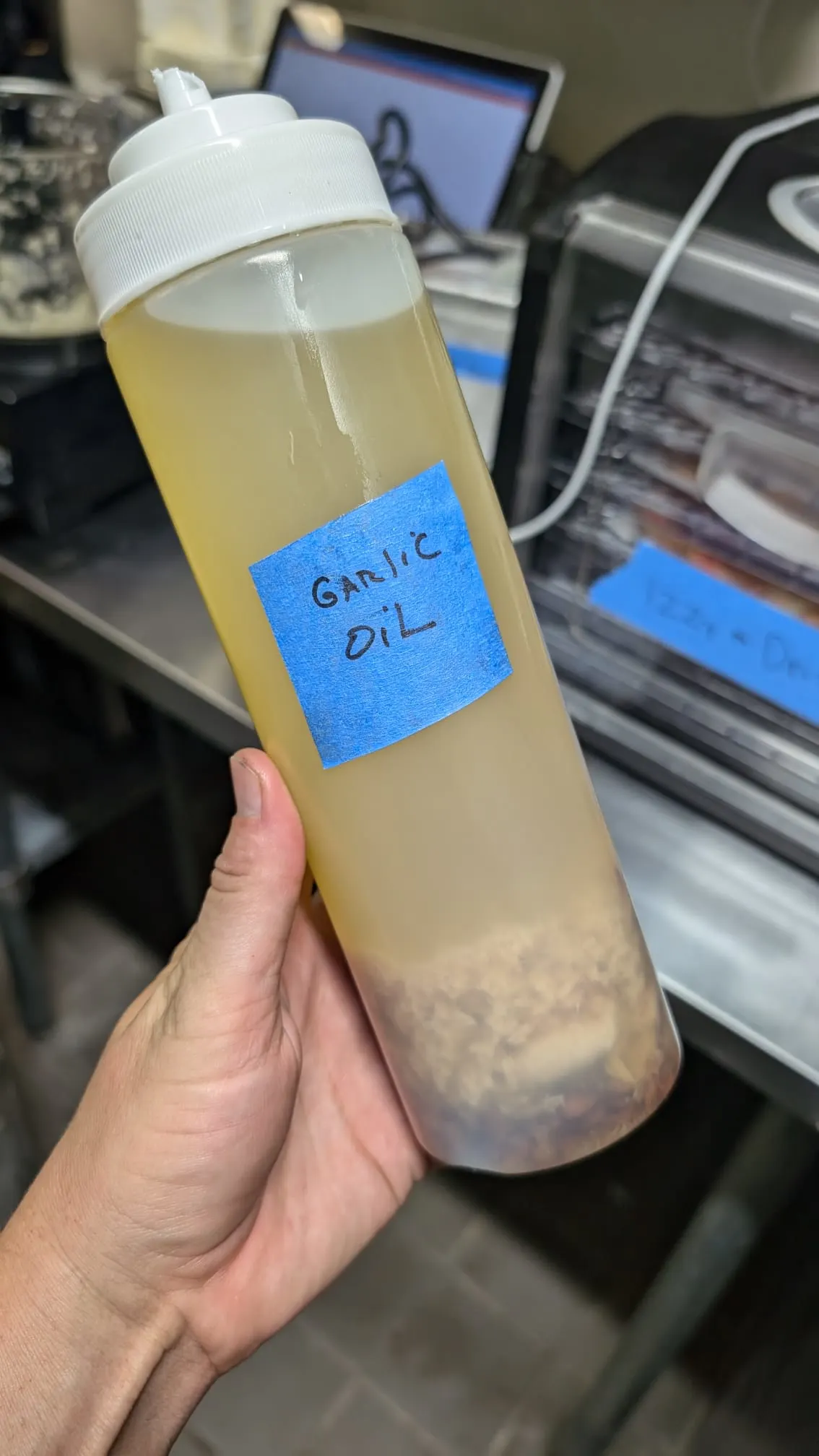 confit-garlic-oil