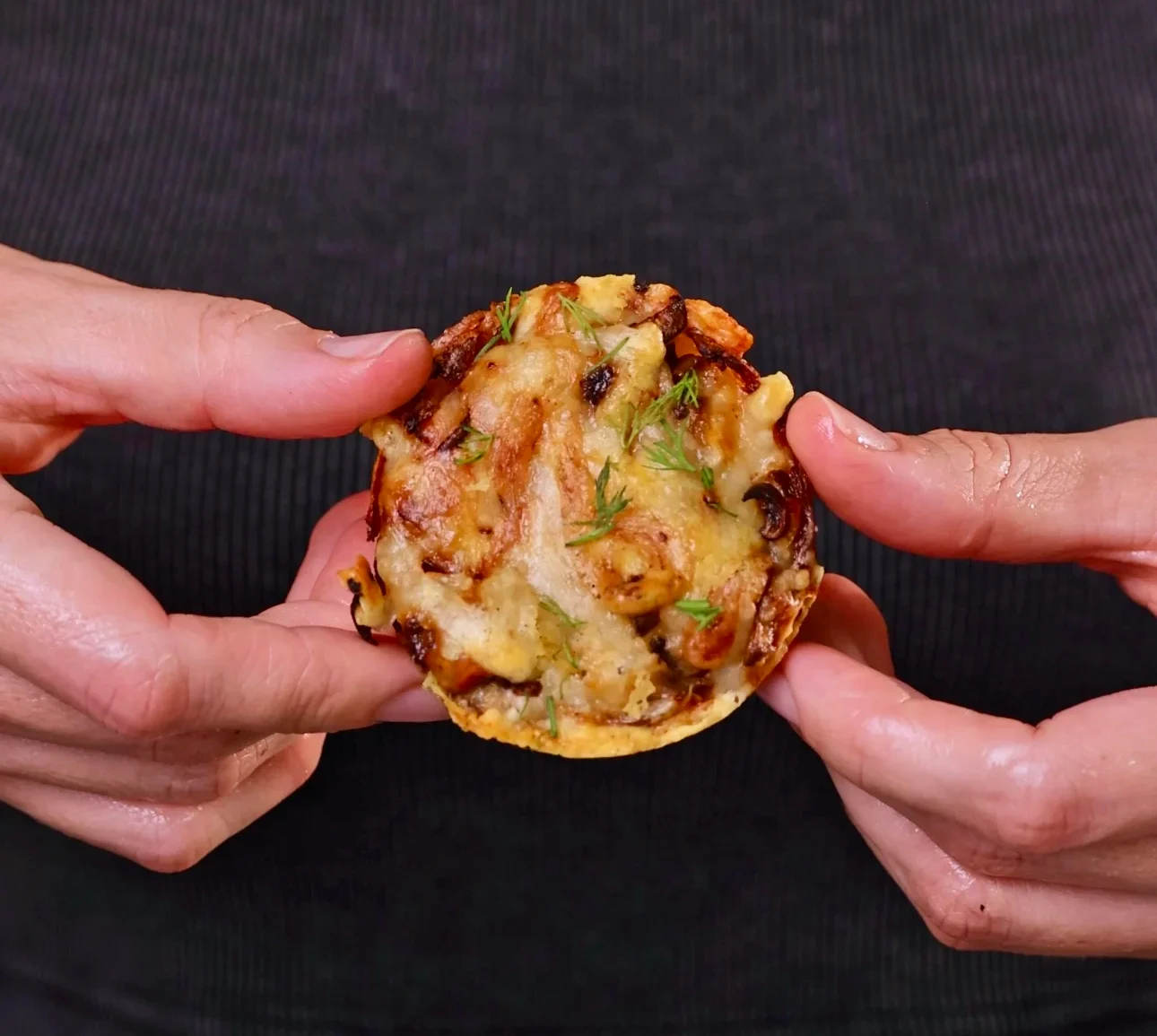 smashed-potato-cups-with-mushroom-gruyere-filling