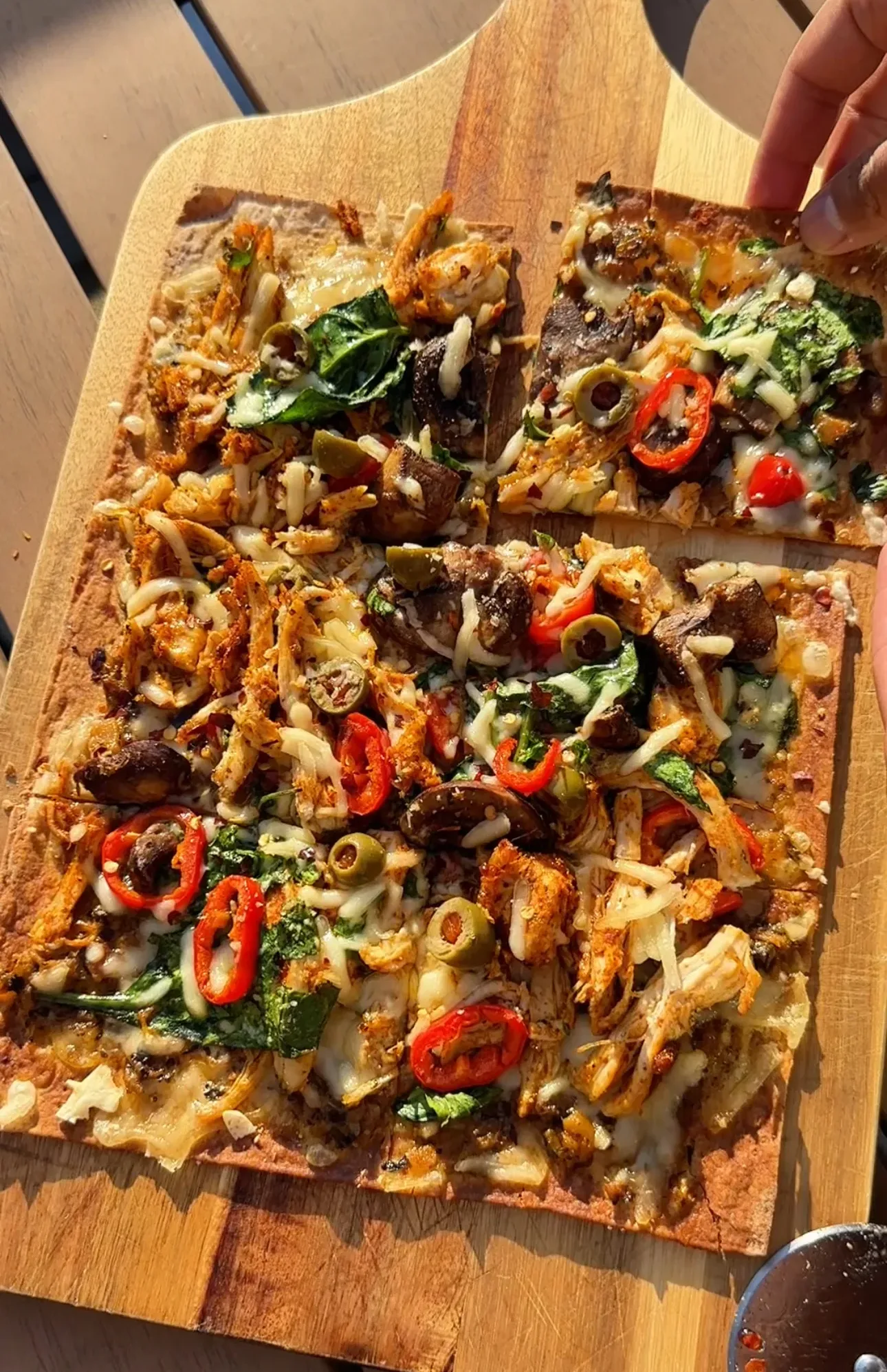 dairy-free-lavash-protein-pizza