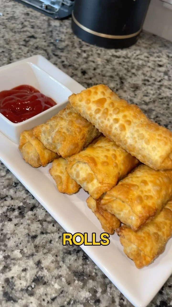 cheeseburger-egg-rolls