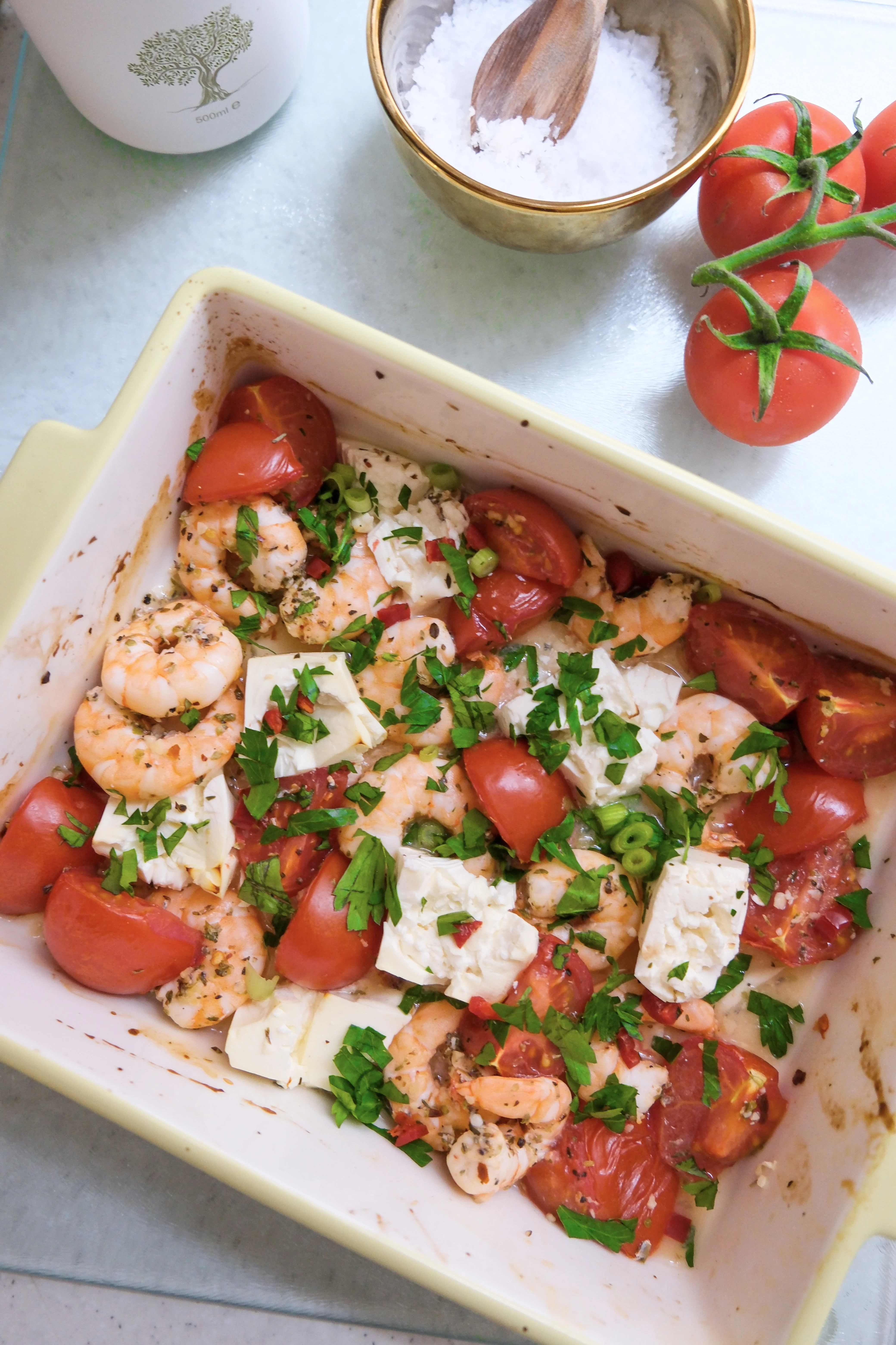 baked-garlic-lemon-and-feta-prawns