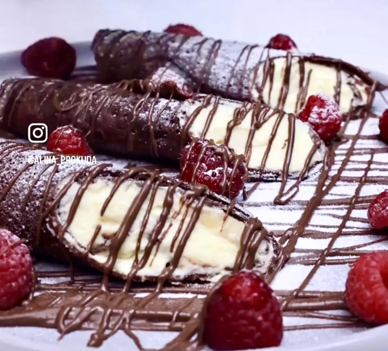 double-chocolate-crepes-with-mascarpone-filling-and-creamy-nucolato-hazelnut-spread