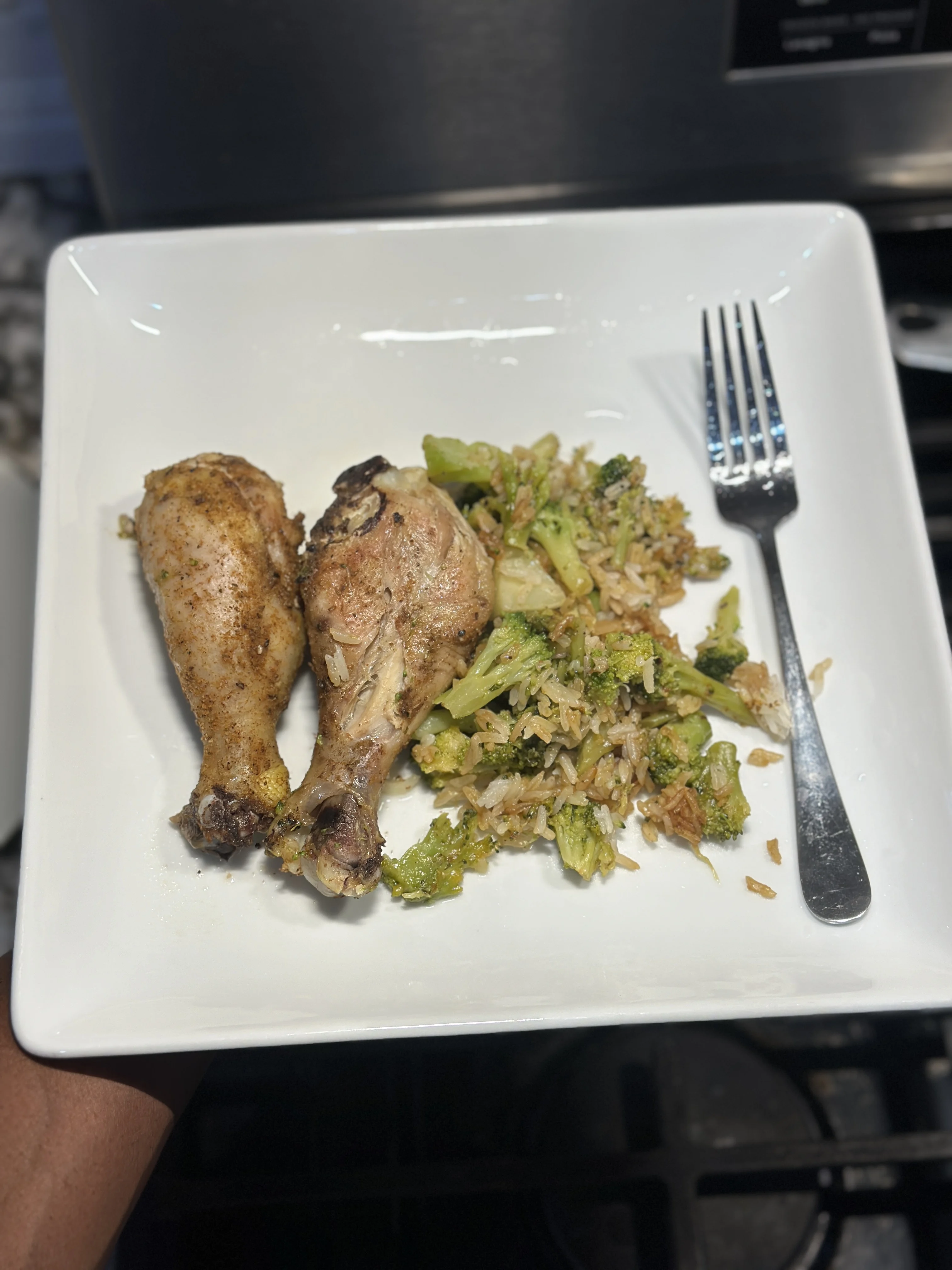 broccoli-stirfry-and-drumsticks