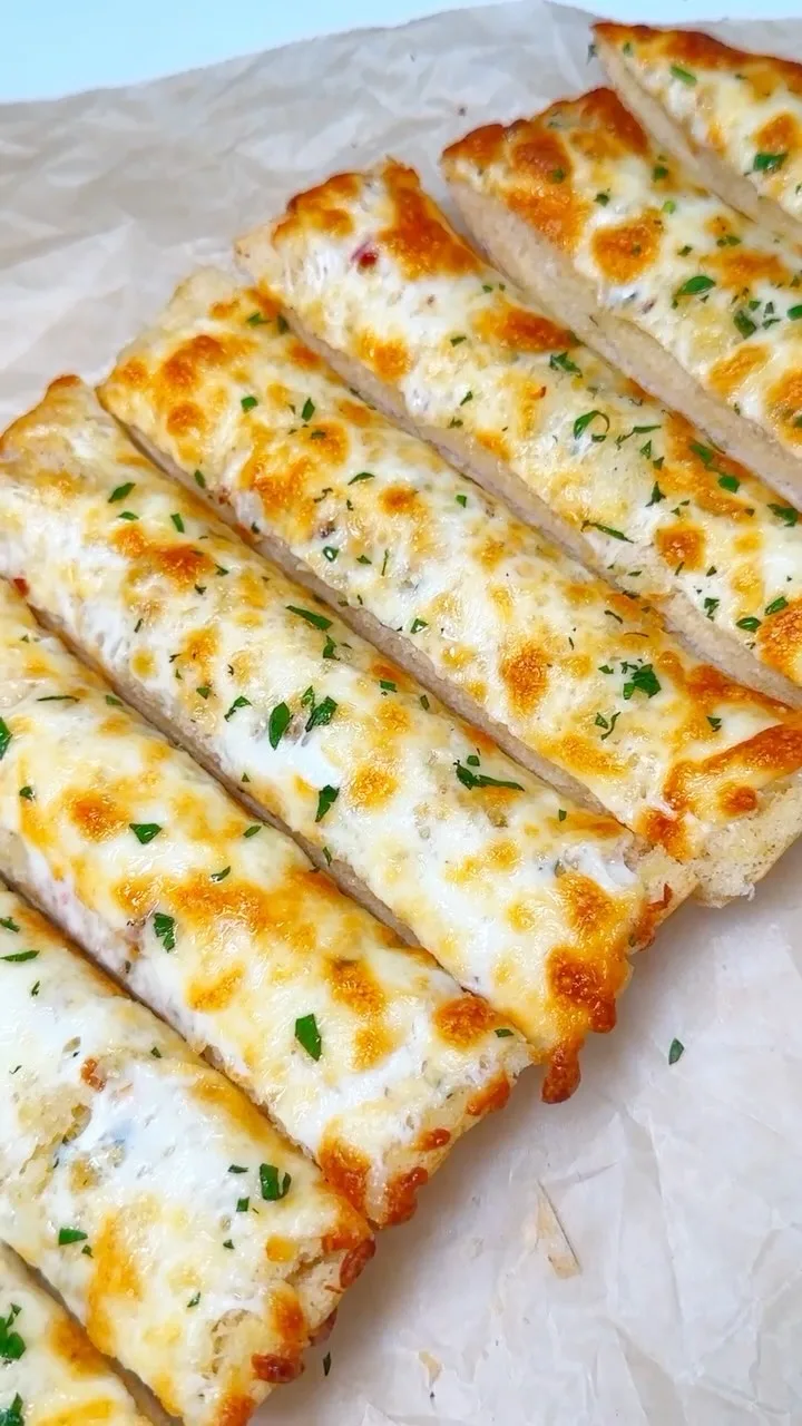 cheesy-garlic-bread