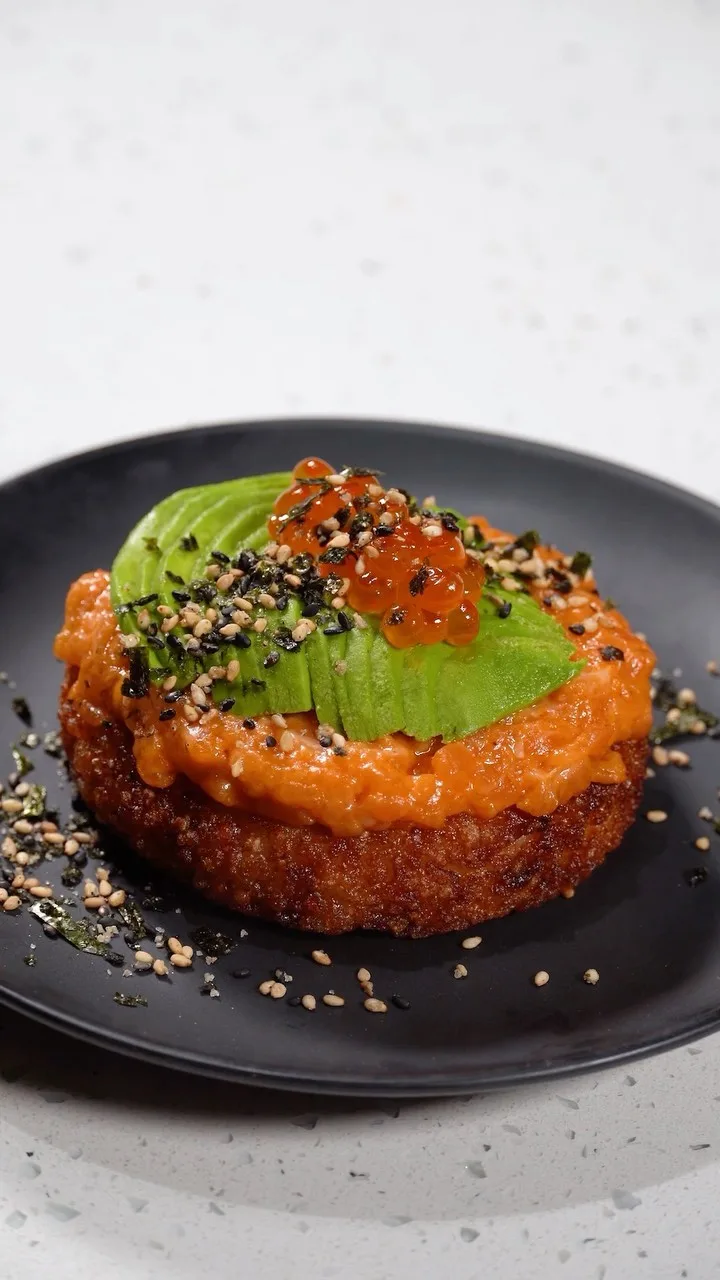 crispy-rice-spicy-salmon