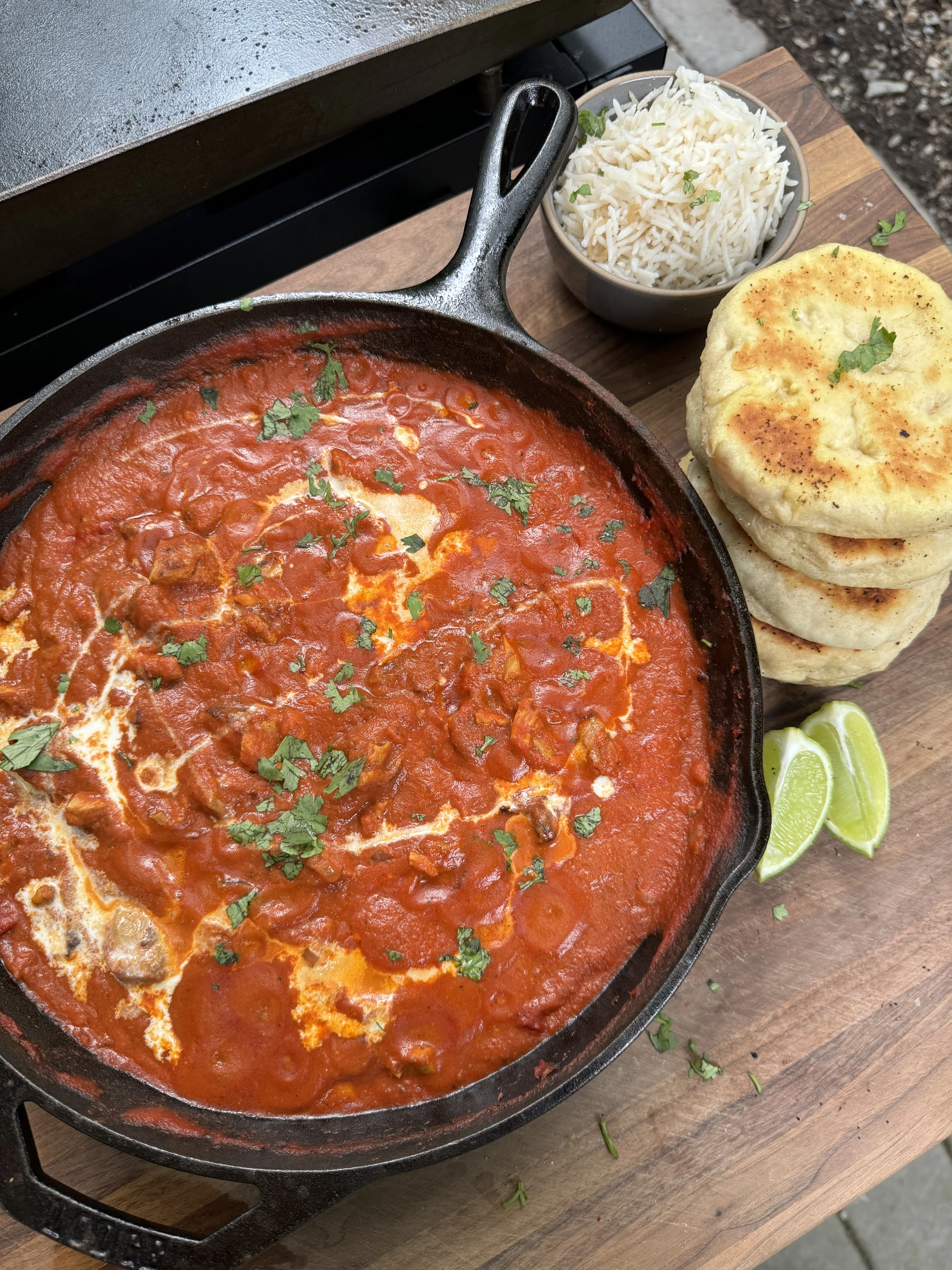 butter-chicken-outdoors