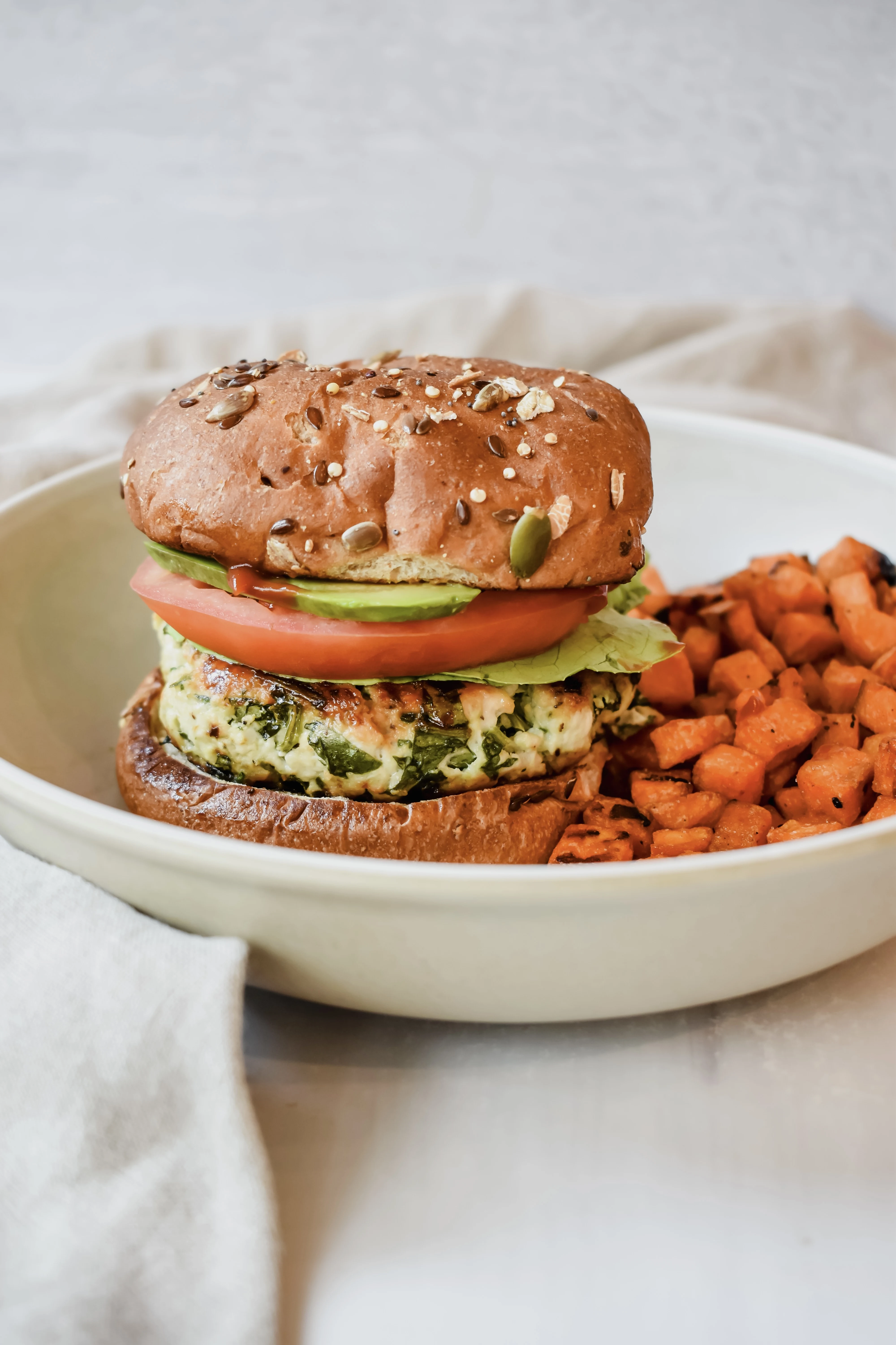 chicken-feta-spinach-burgers
