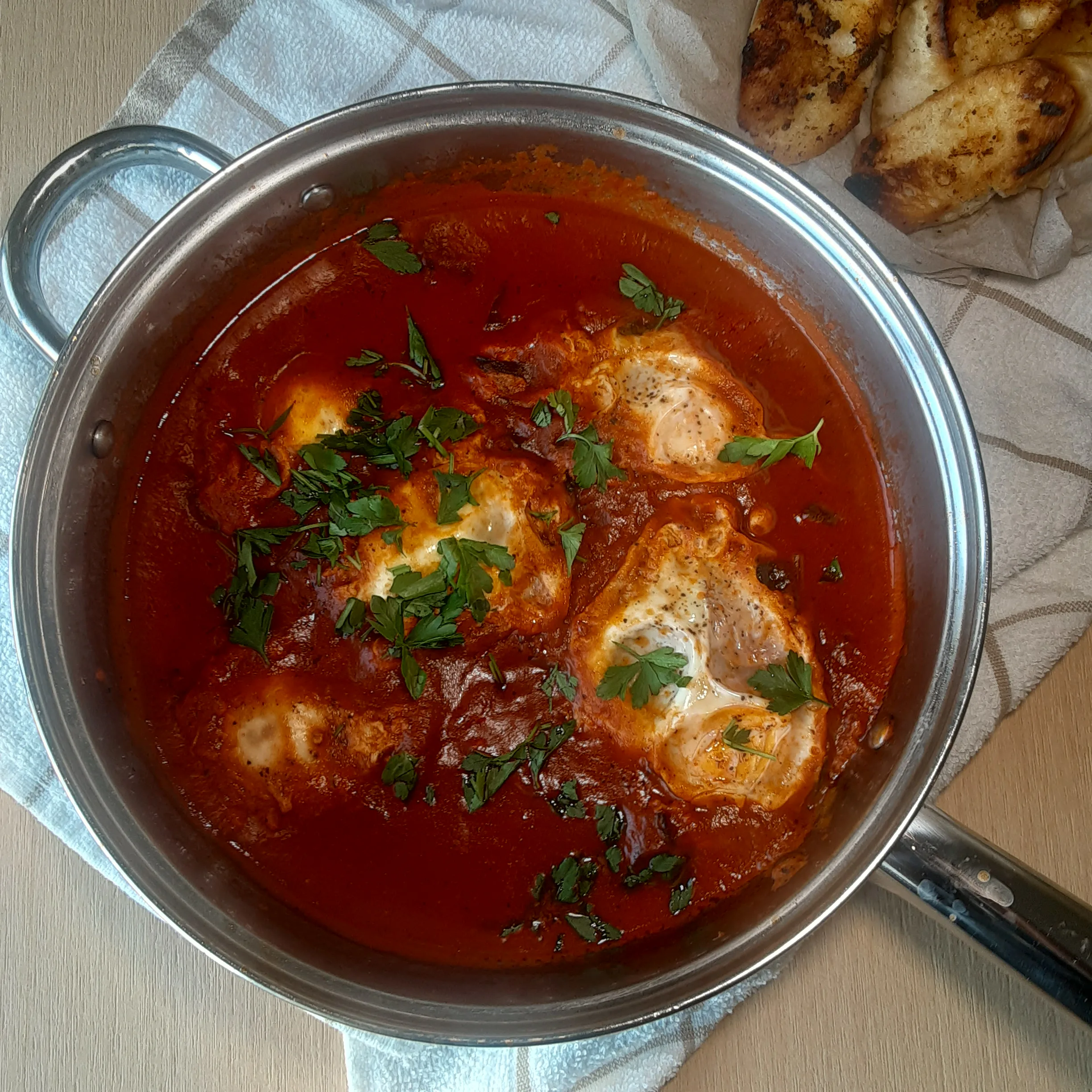 4-ingredient-shakshuka