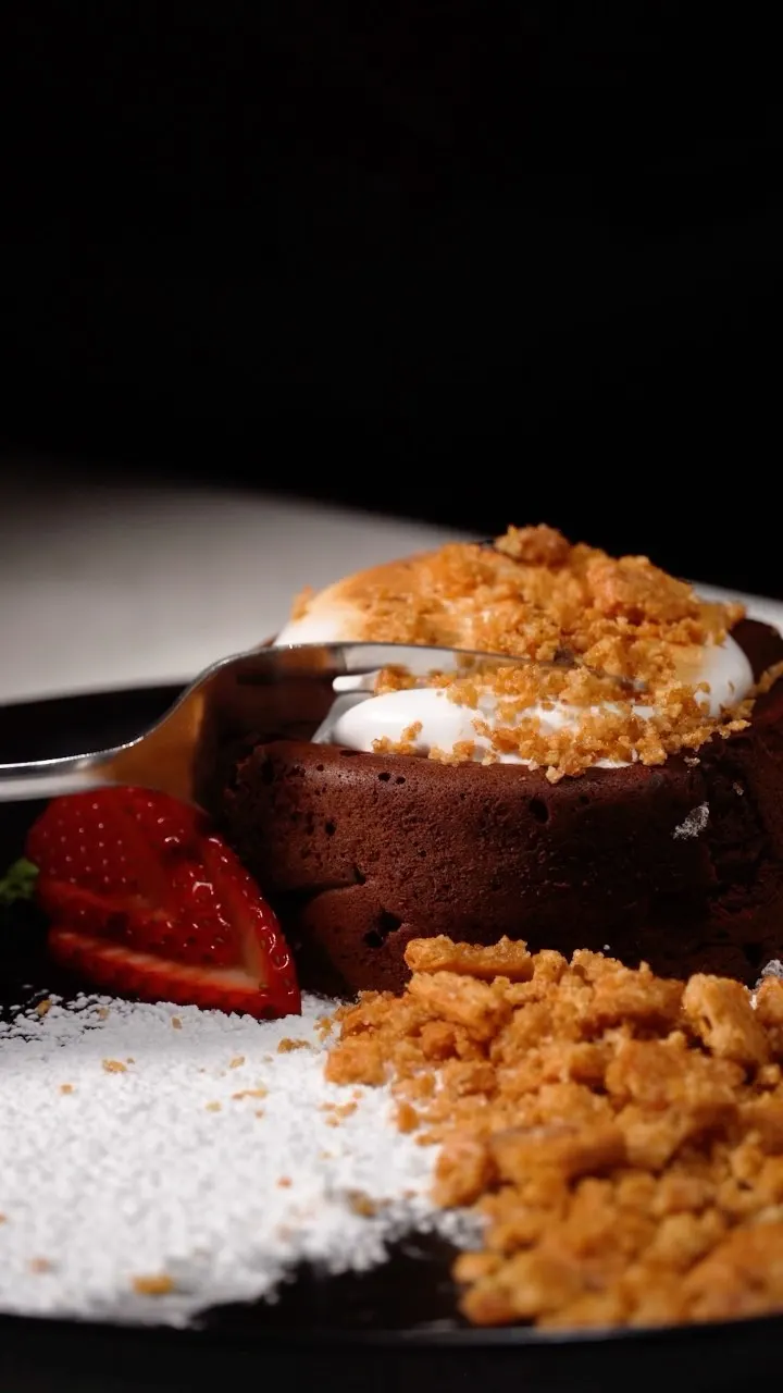 s'mores-chocolate-lava-cake