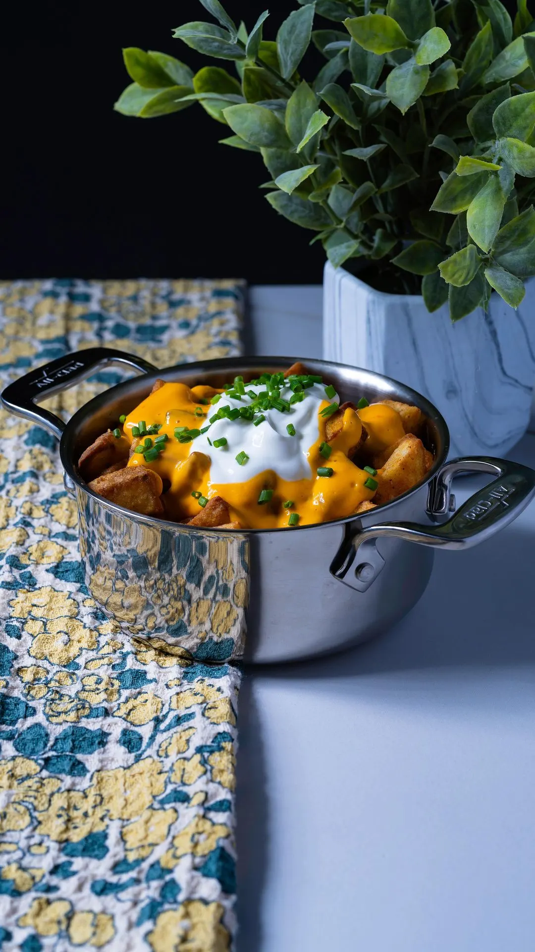 cheesy-fiesta-potatoes
