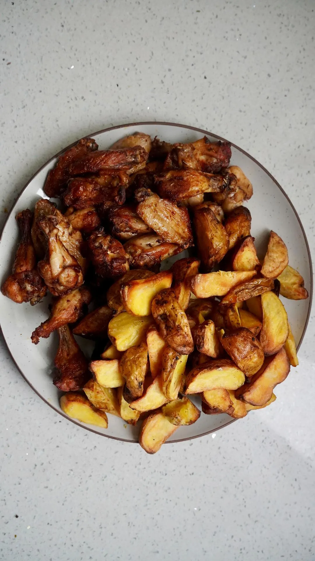 alitas-a-la-brasa-en-freidora-de-aire-grilled-wings-in-air-fryer