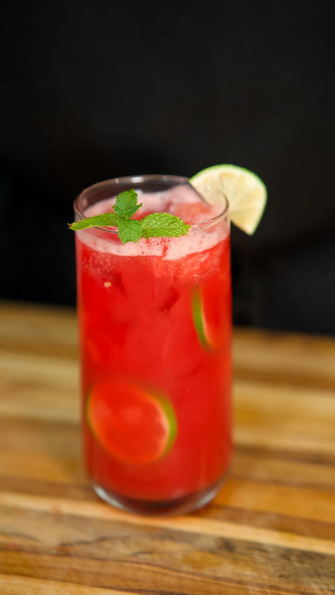 the-best-watermelon-drinks-(iced-and-frozen)