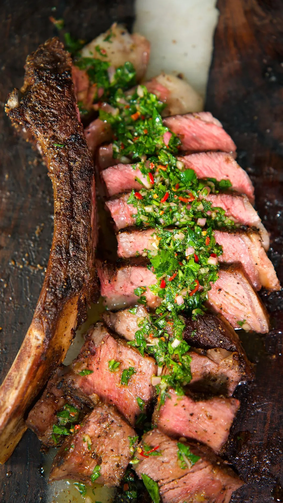 tomahawk-steak-with-chimichurri