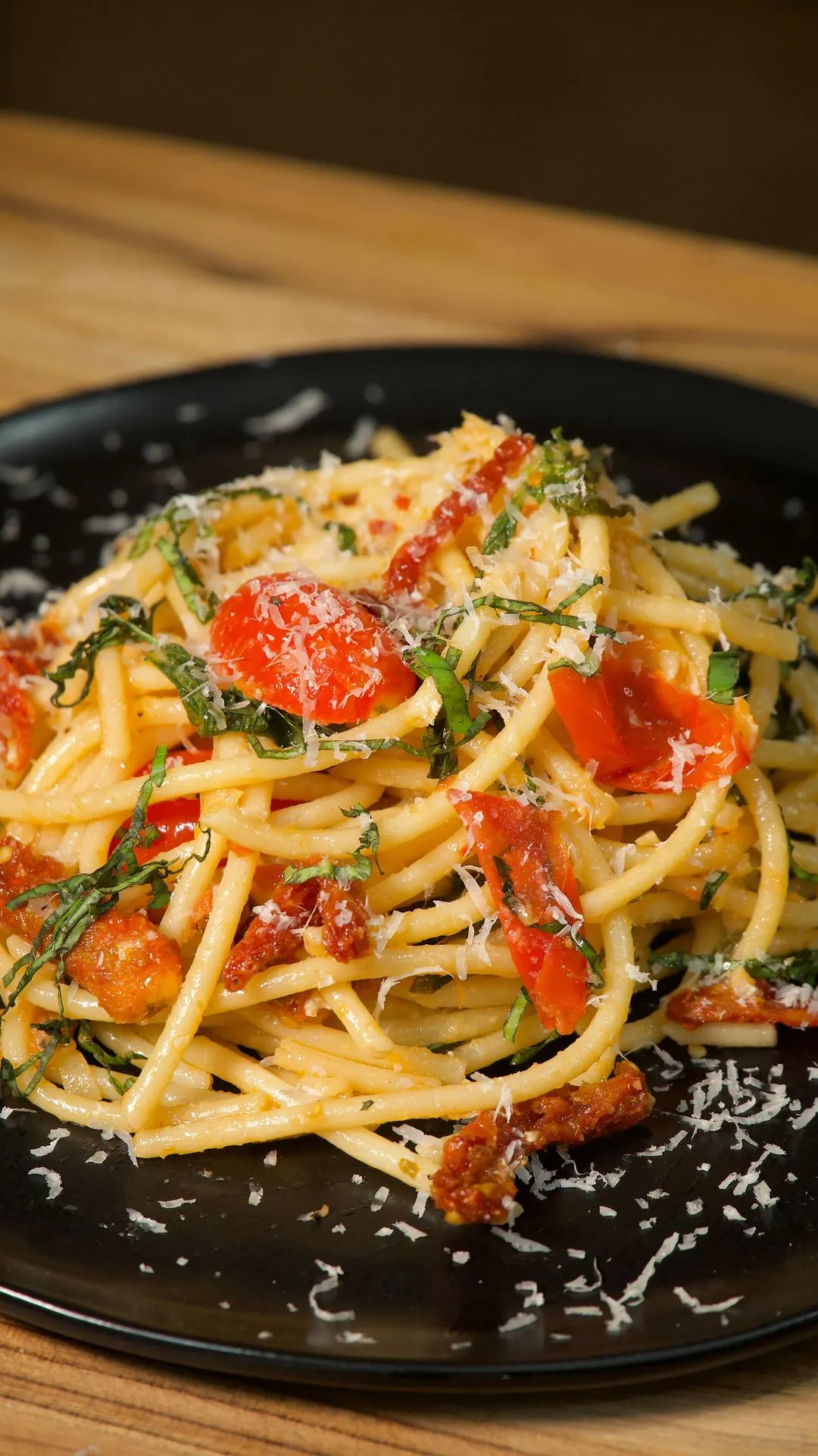 20-minute-cherry-tomato-and-basil-pasta