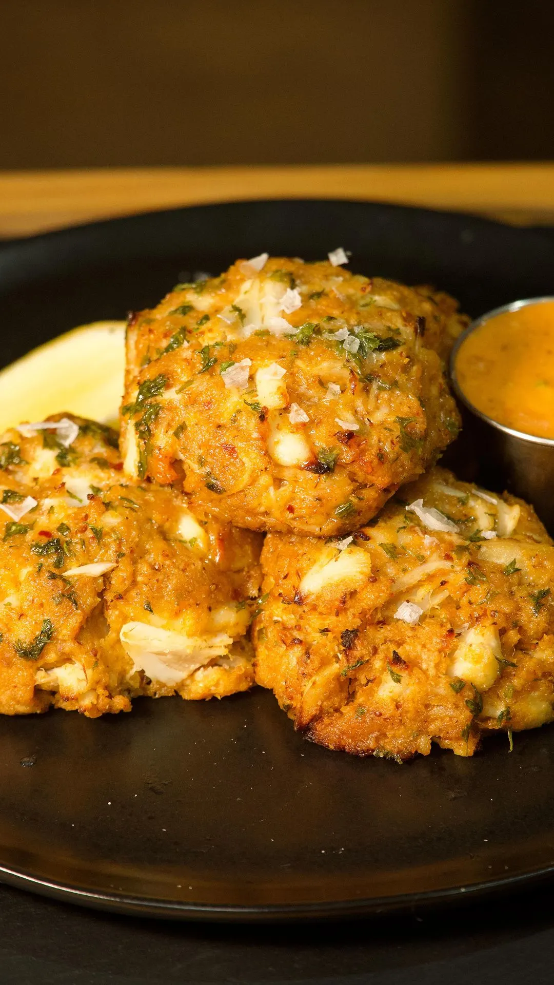 oven-baked-lumpy-crab-cakes-with-remoulade-sauce