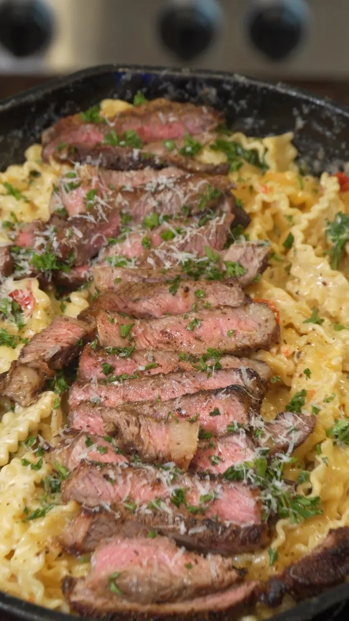 steak-alfredo-pasta