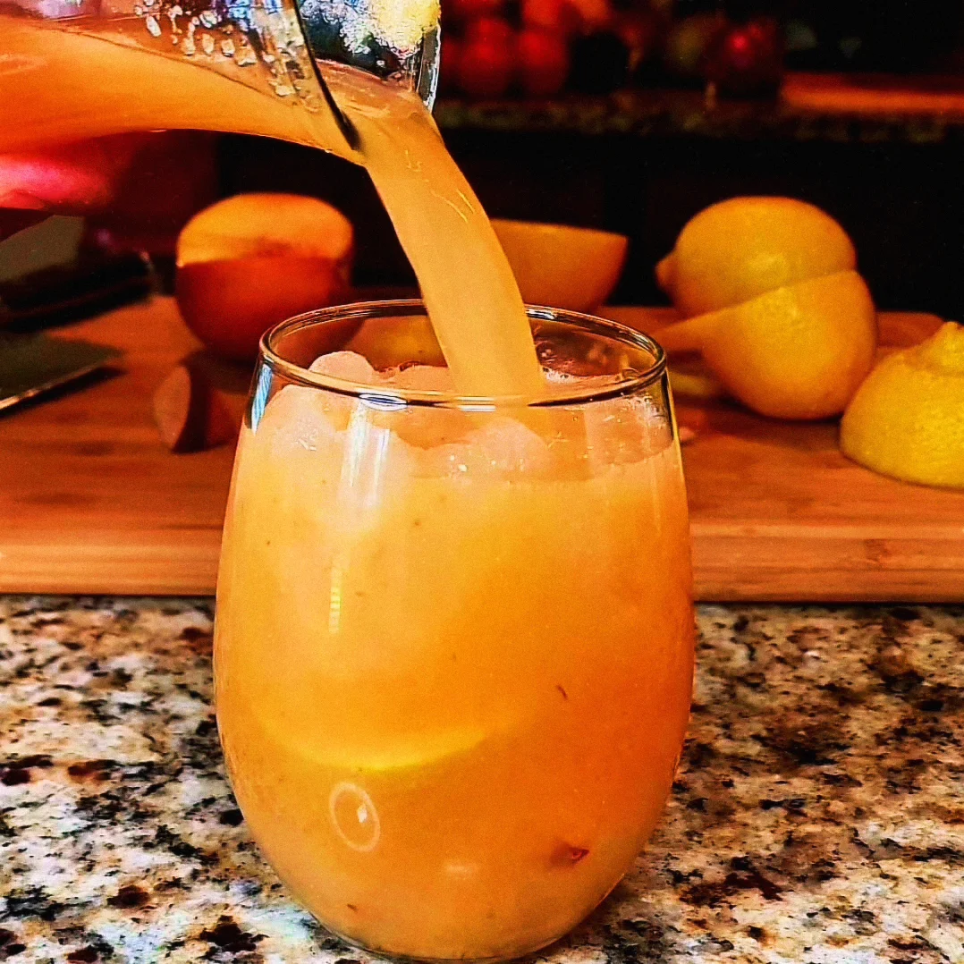 peach-lemonade