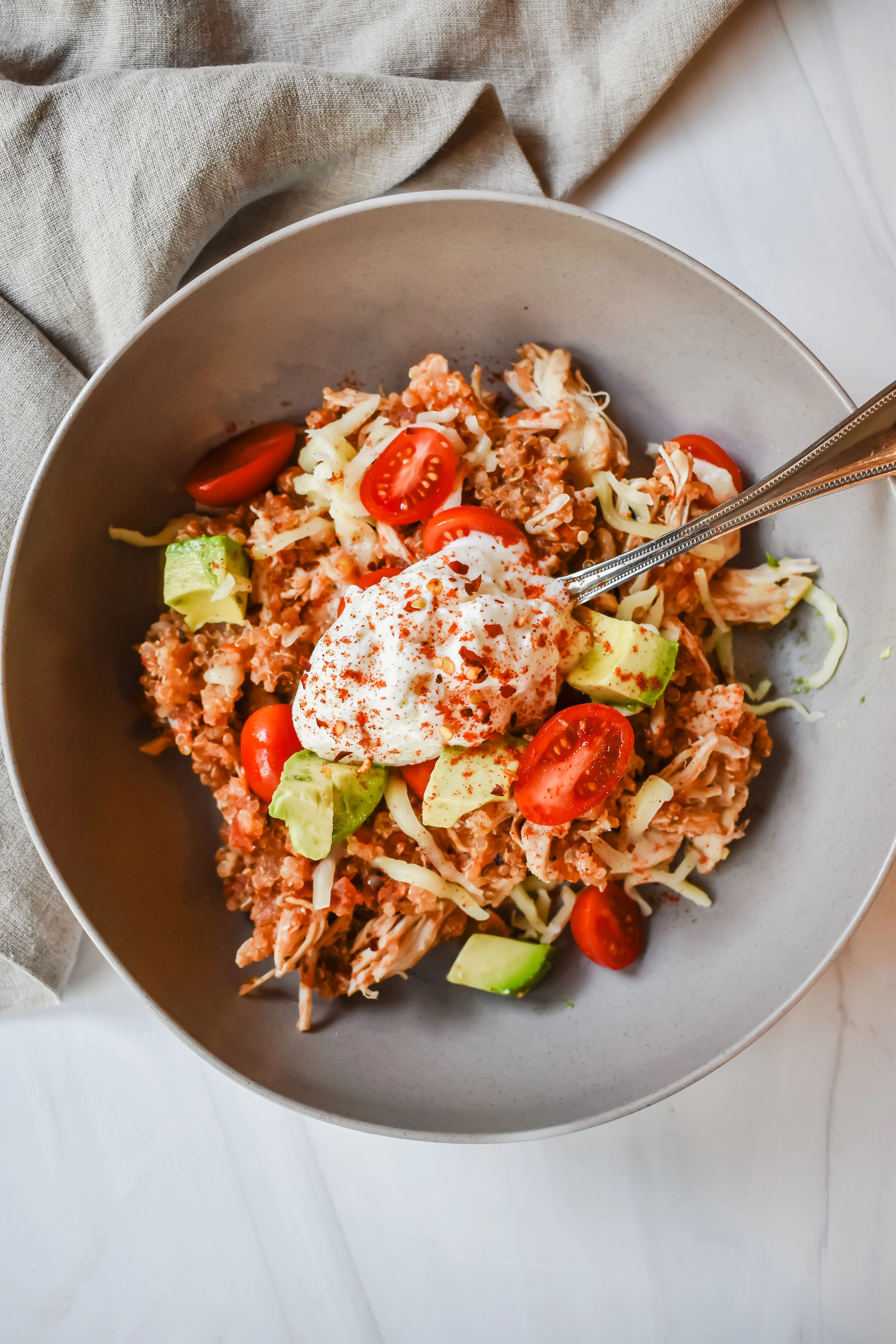 southwest-chicken-quinoa-bowl