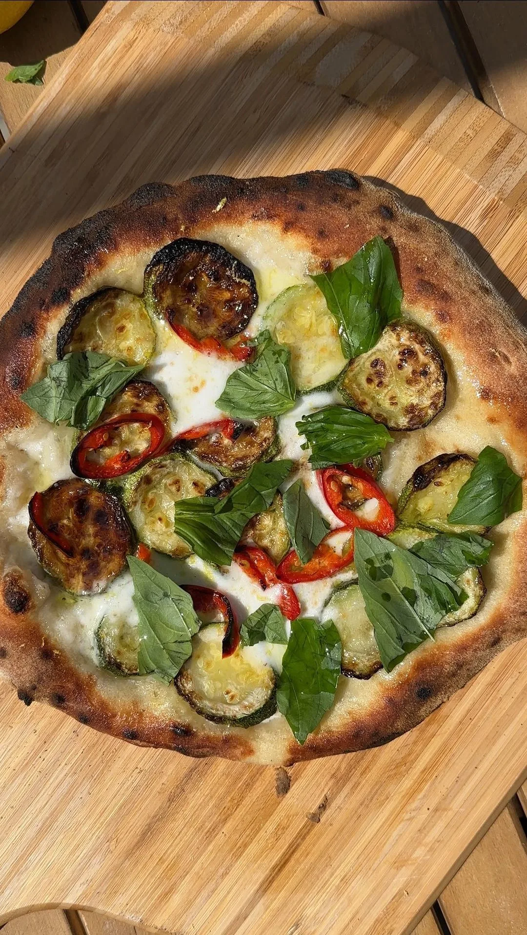 courgette-chilli-and-cheese-pizza