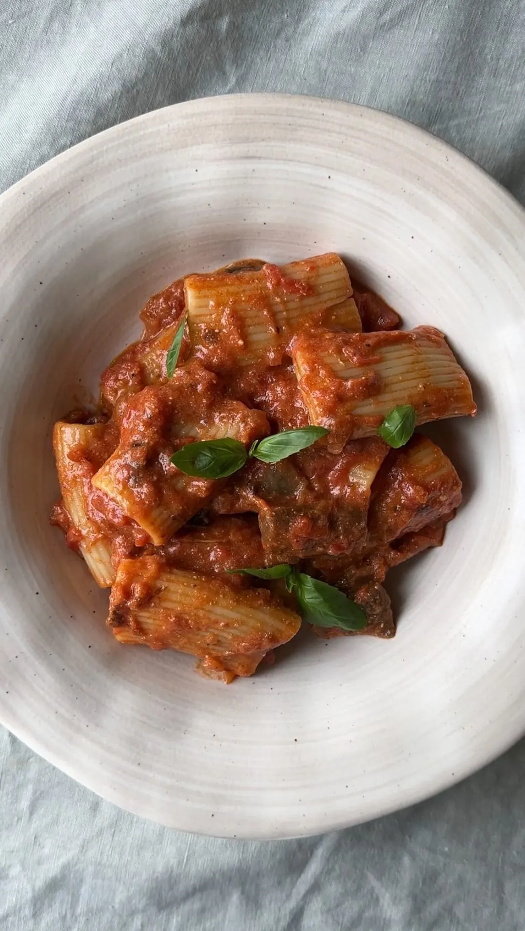 paccheri-con-melanzane-e-ricotta