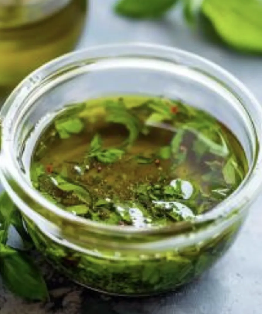 basil-infused-oil
