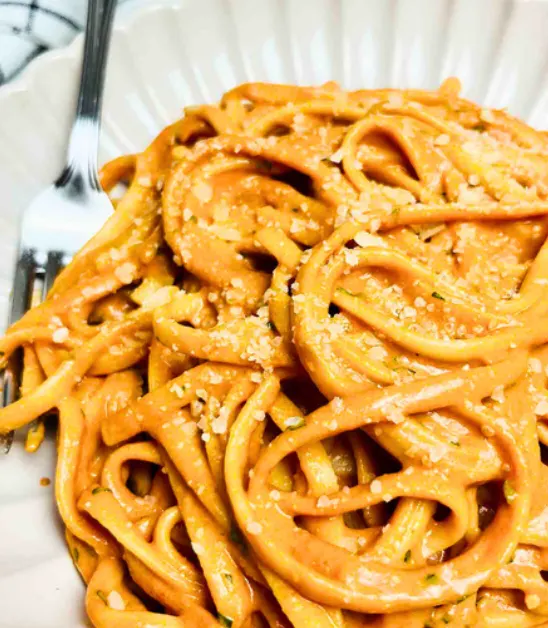 linguine-with-ricotta-and-tomato-sauce