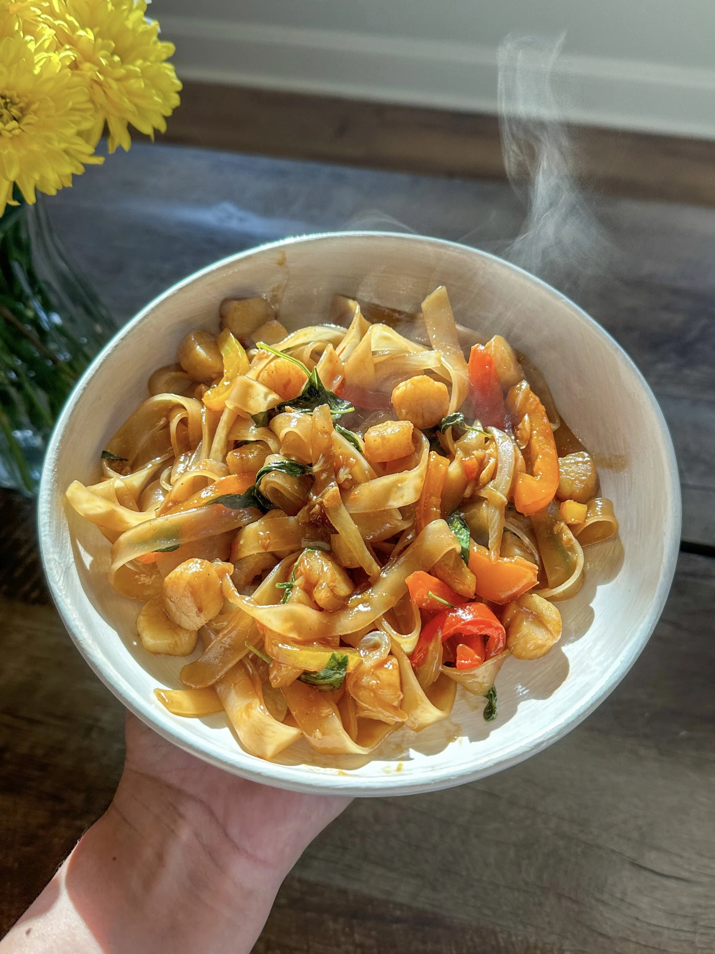 scallop-drunken-noodles