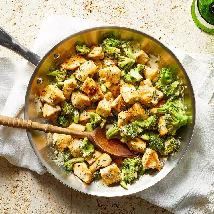 creamy-skillet-ranch-chicken-and-broccoli