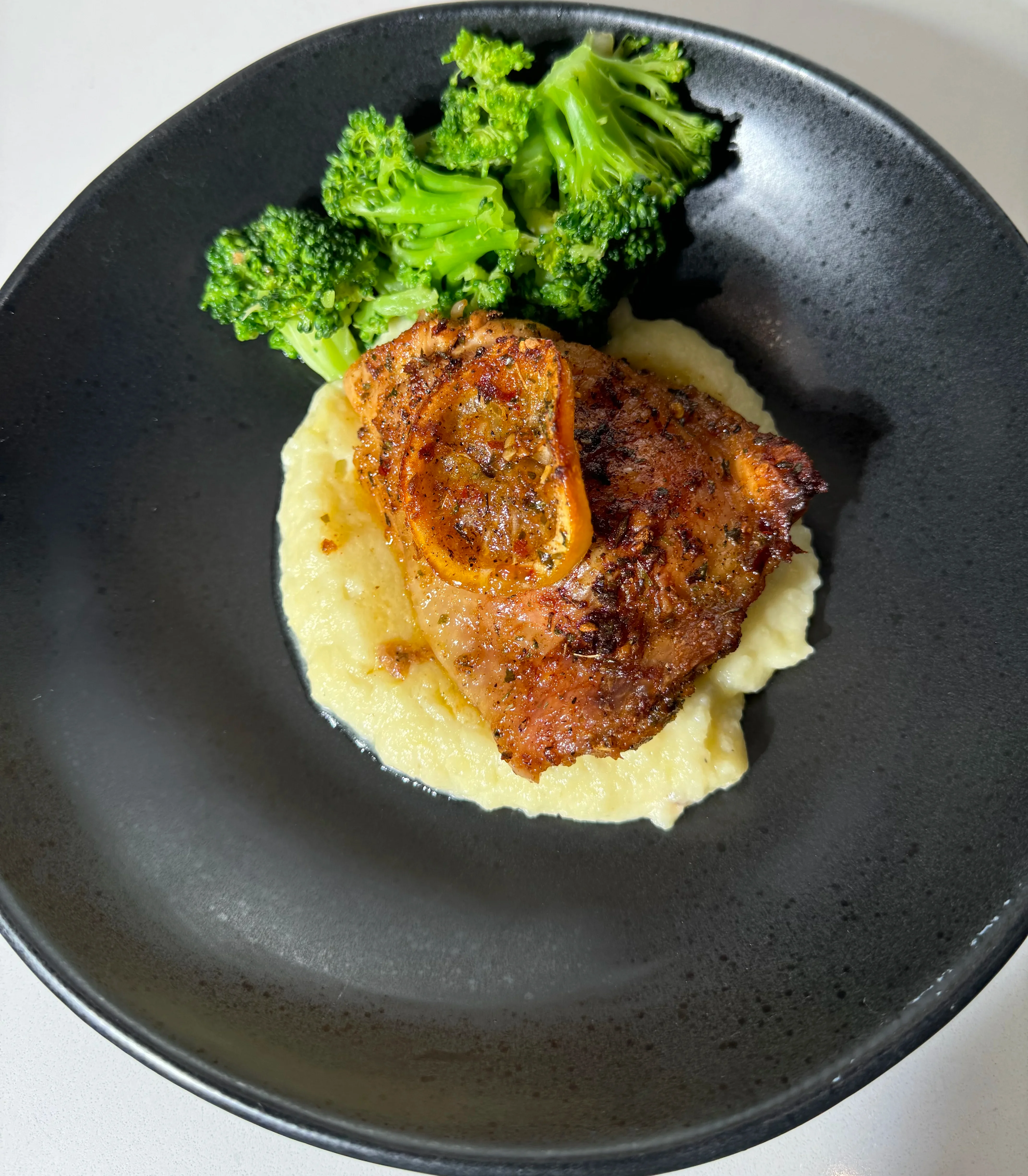 lemon-and-herb-baked-chicken-thighs