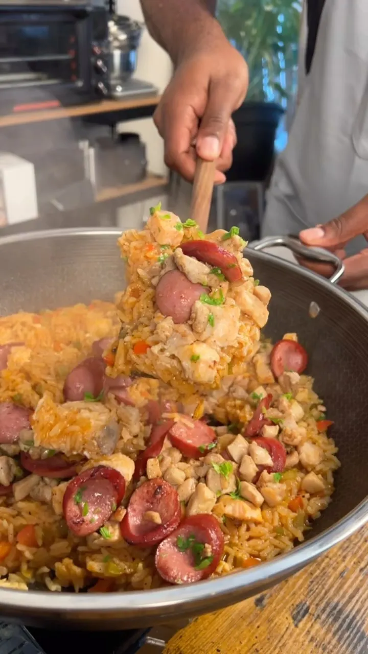 one-pot-cajun-salmon-jambalaya