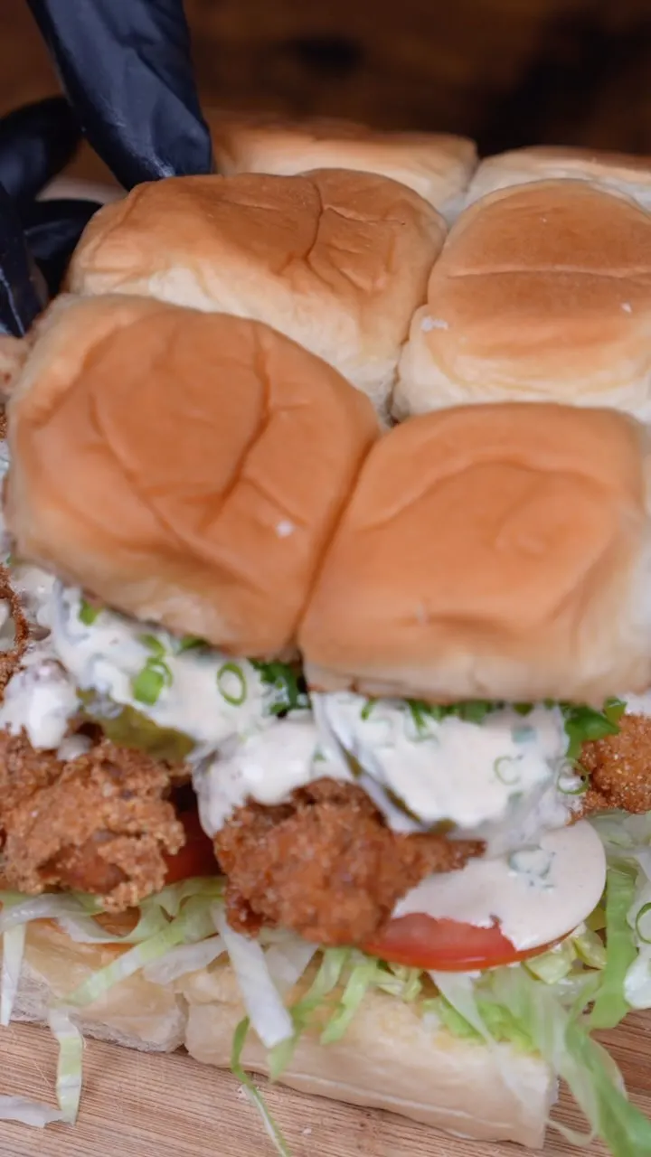 catfish-po'-boy-sliders