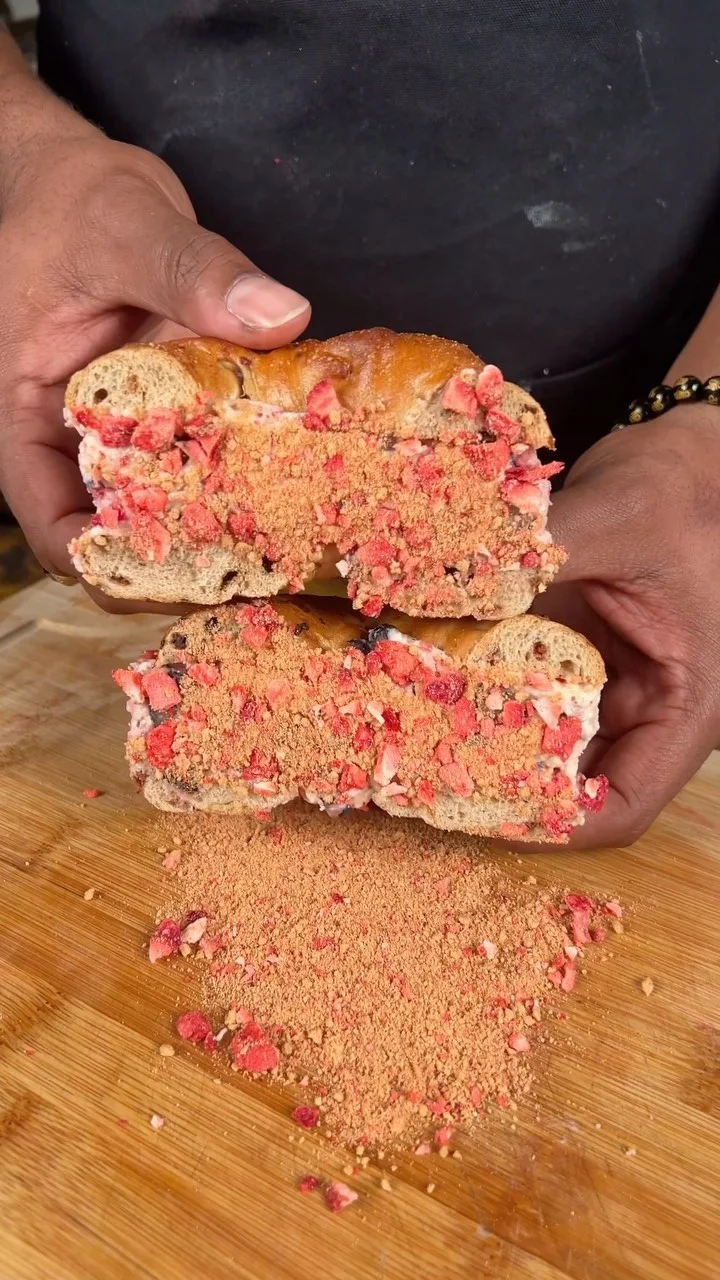 triple-berry-chocolate-cheesecake-bagel