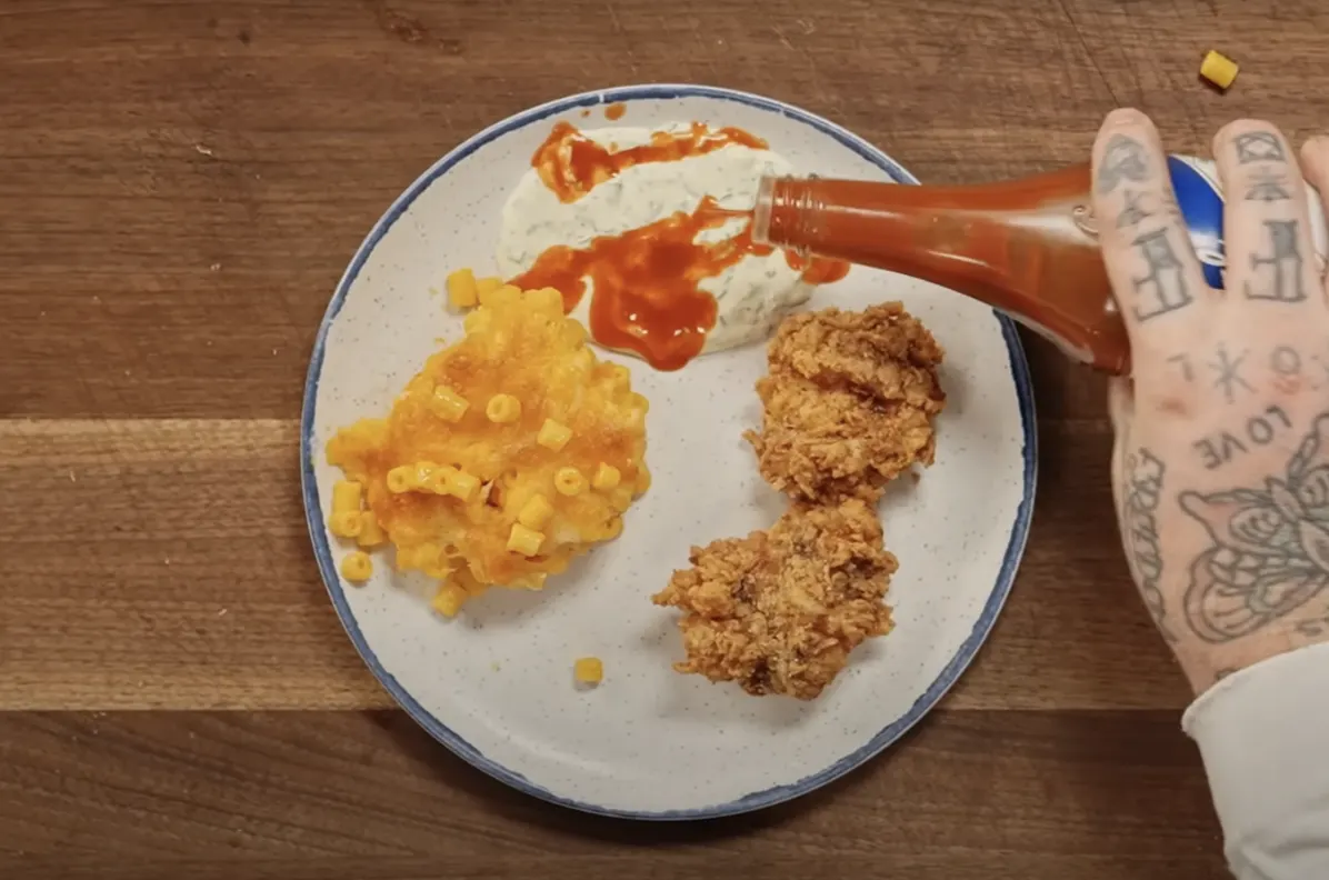 chicken-fried-lobster-and-mac-n'-cheese