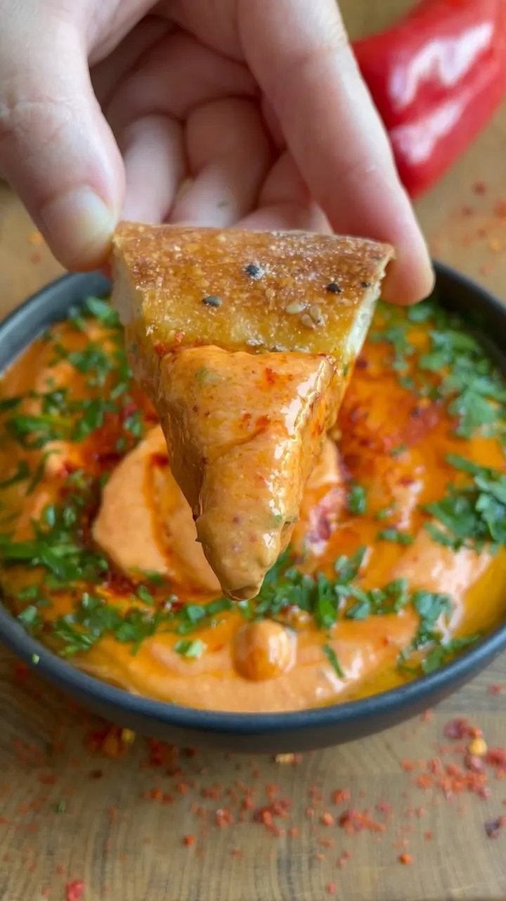 roasted-pepper-and-feta-dip