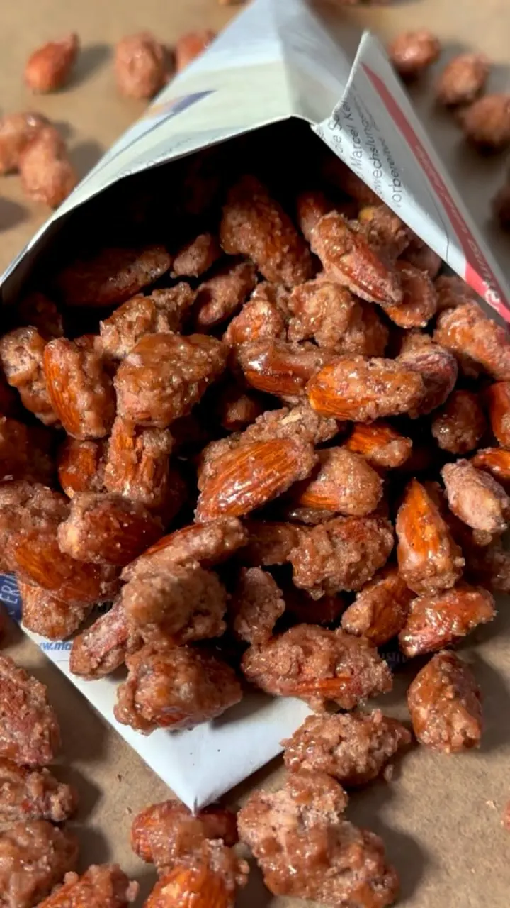 roasted-almonds