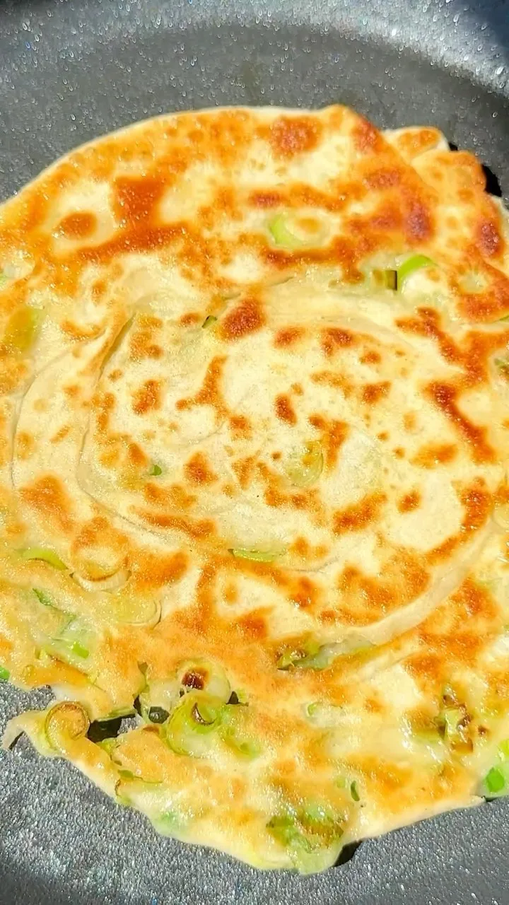 crispy-chinese-green-onion-pancake