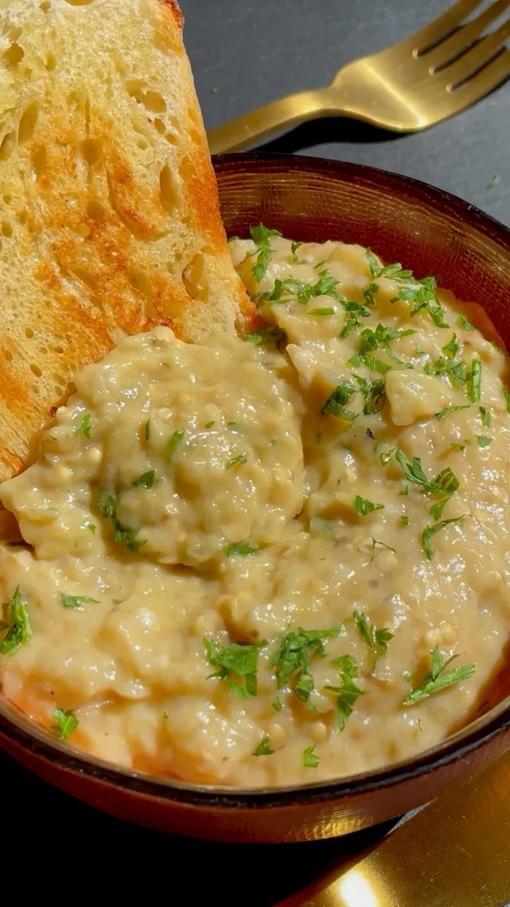 eggplant-salad-or-salata-de-vinete