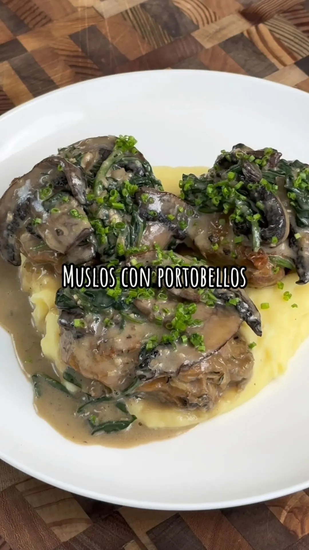 muslos-de-pollo-con-portobelos-chicken-thighs-with-portobellos