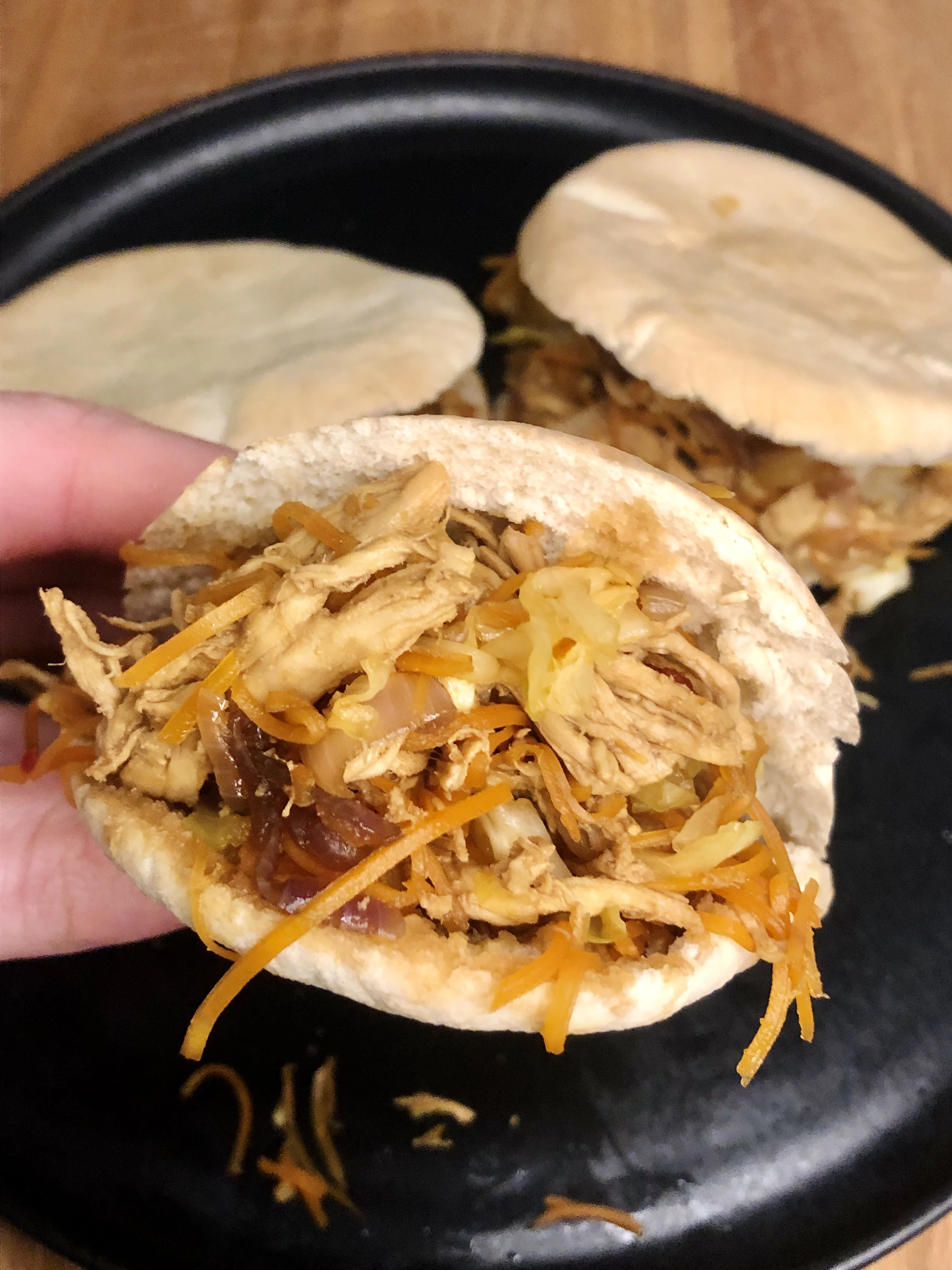 pulled-chicken-pitas
