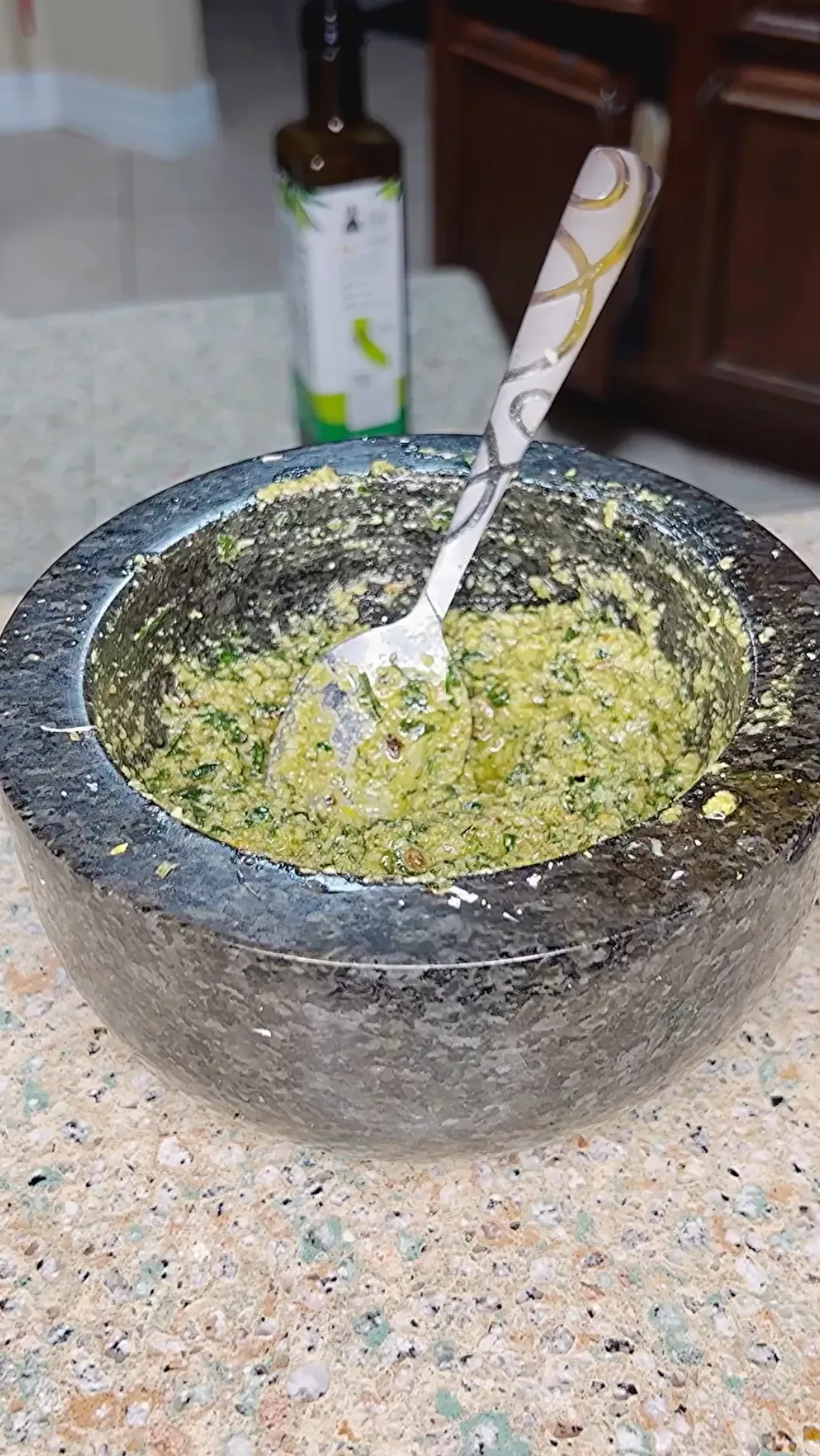 fresh-basil-pesto
