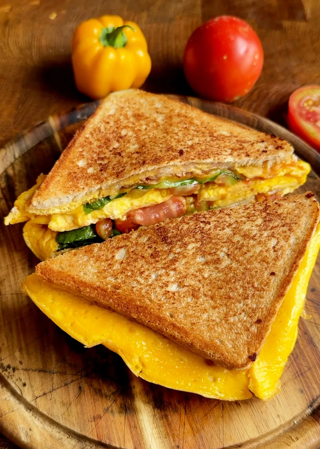 crispy-one-pan-egg-and-bacon-toast