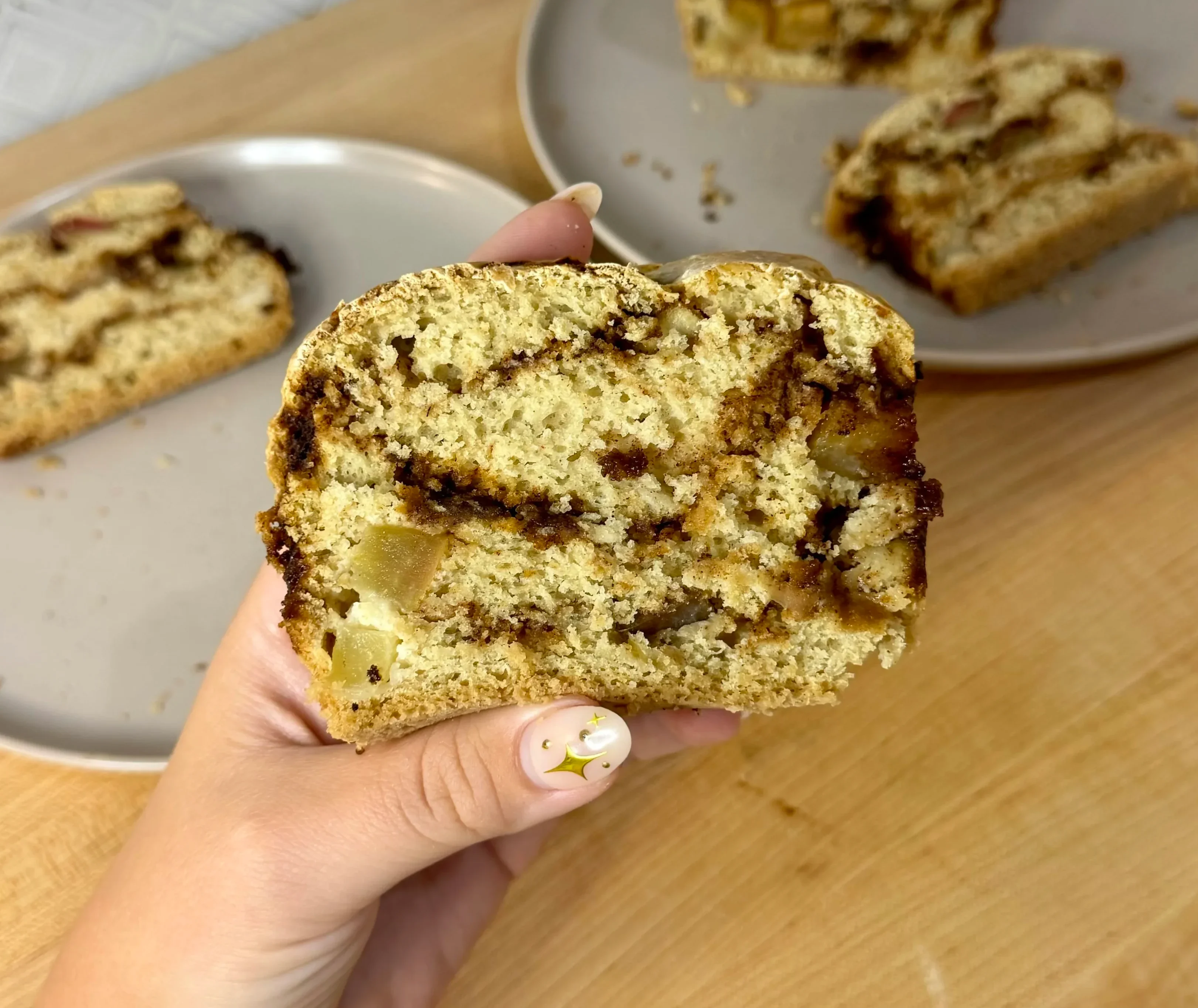 cinnamon-sugar-apple-bread-(gfdf)
