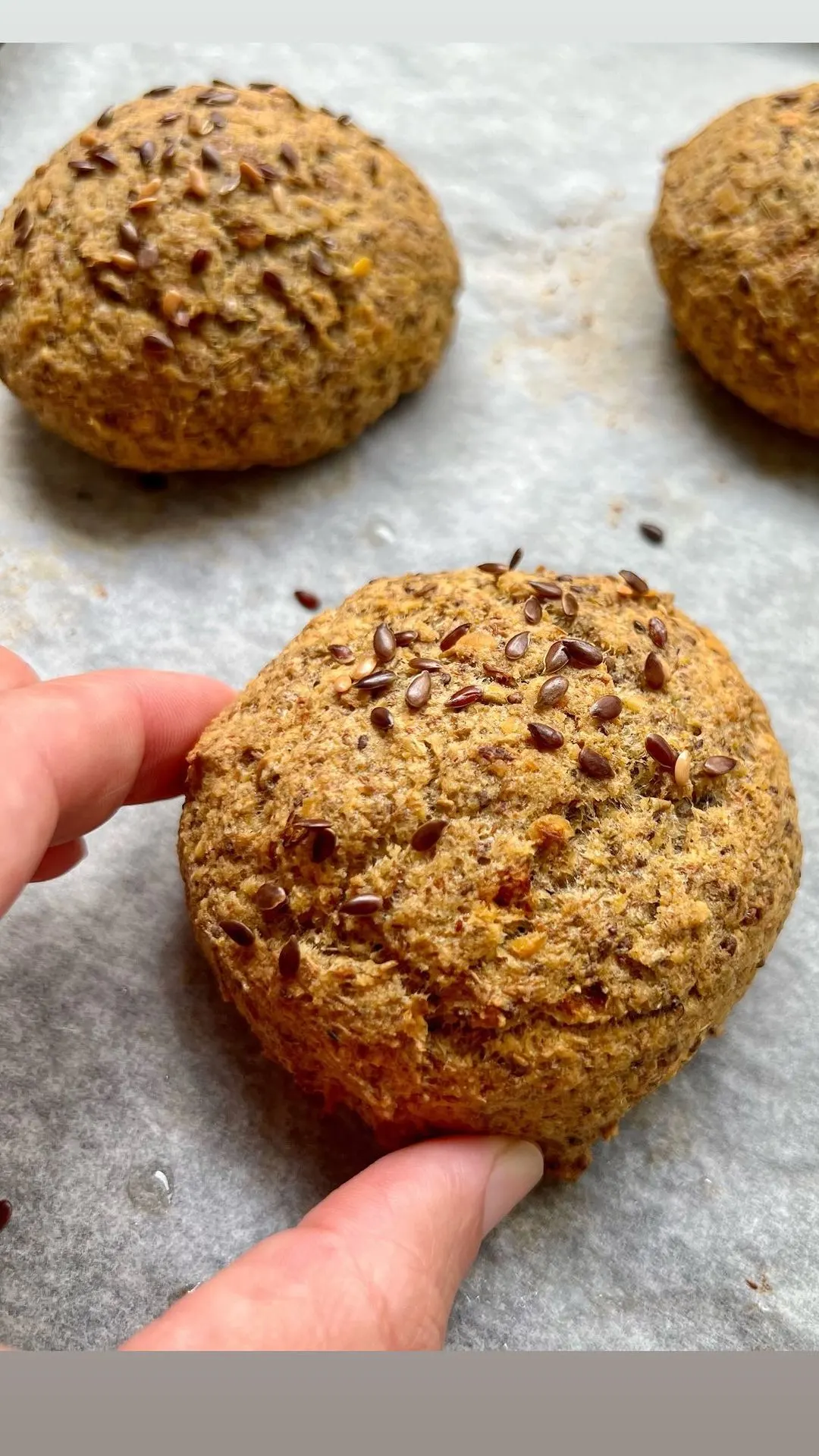 lentil-chia-bread-rolls